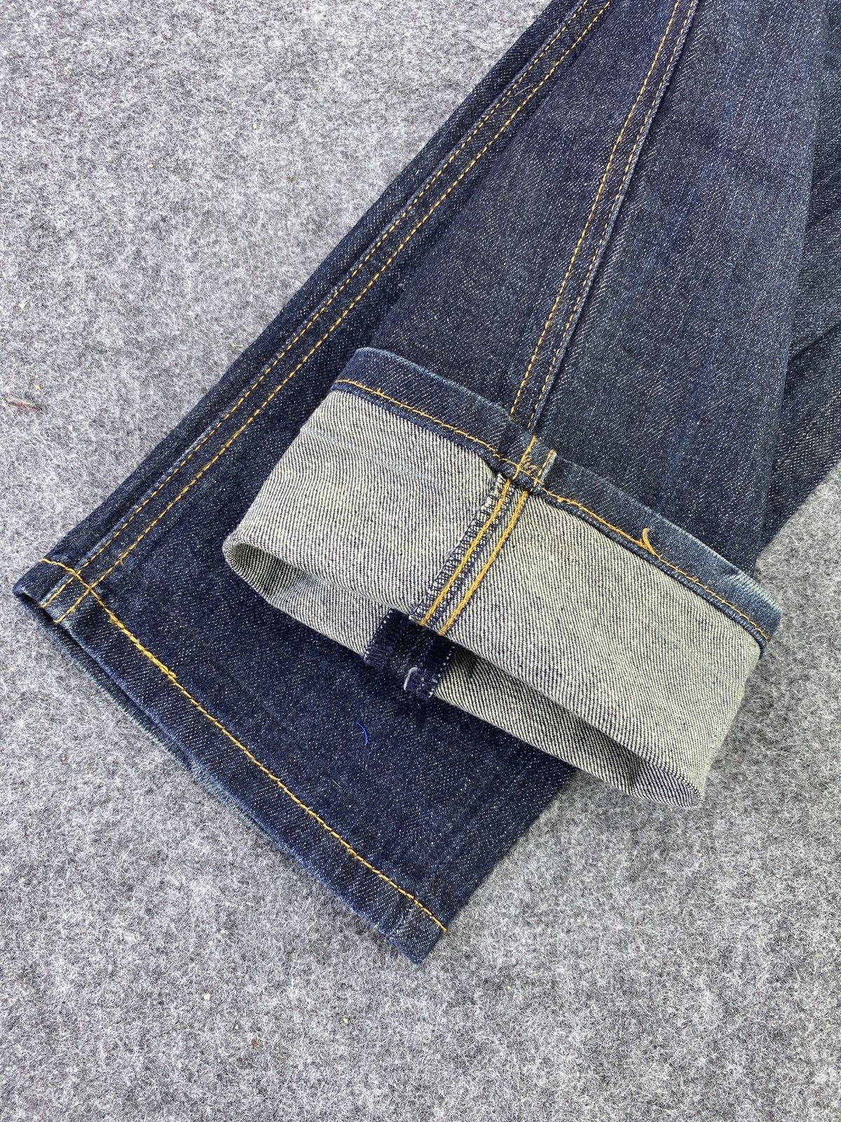 Levi's VINTAGE LEVI'S 541 JEANS - J605 Size US 33 - 6 Thumbnail