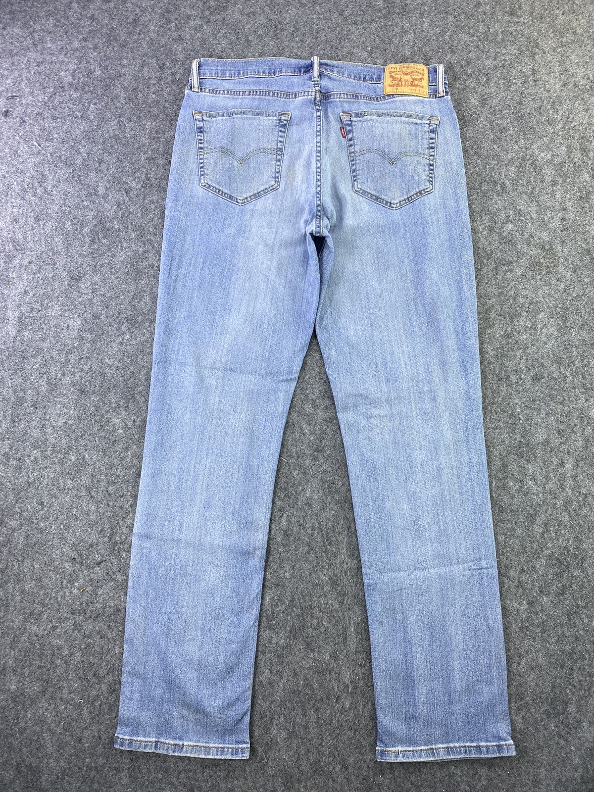 Levi's Vintage Levi's 541 Distress Blue Wash Jeans - J607 Size US 34 / EU 50 - 2 Thumbnail