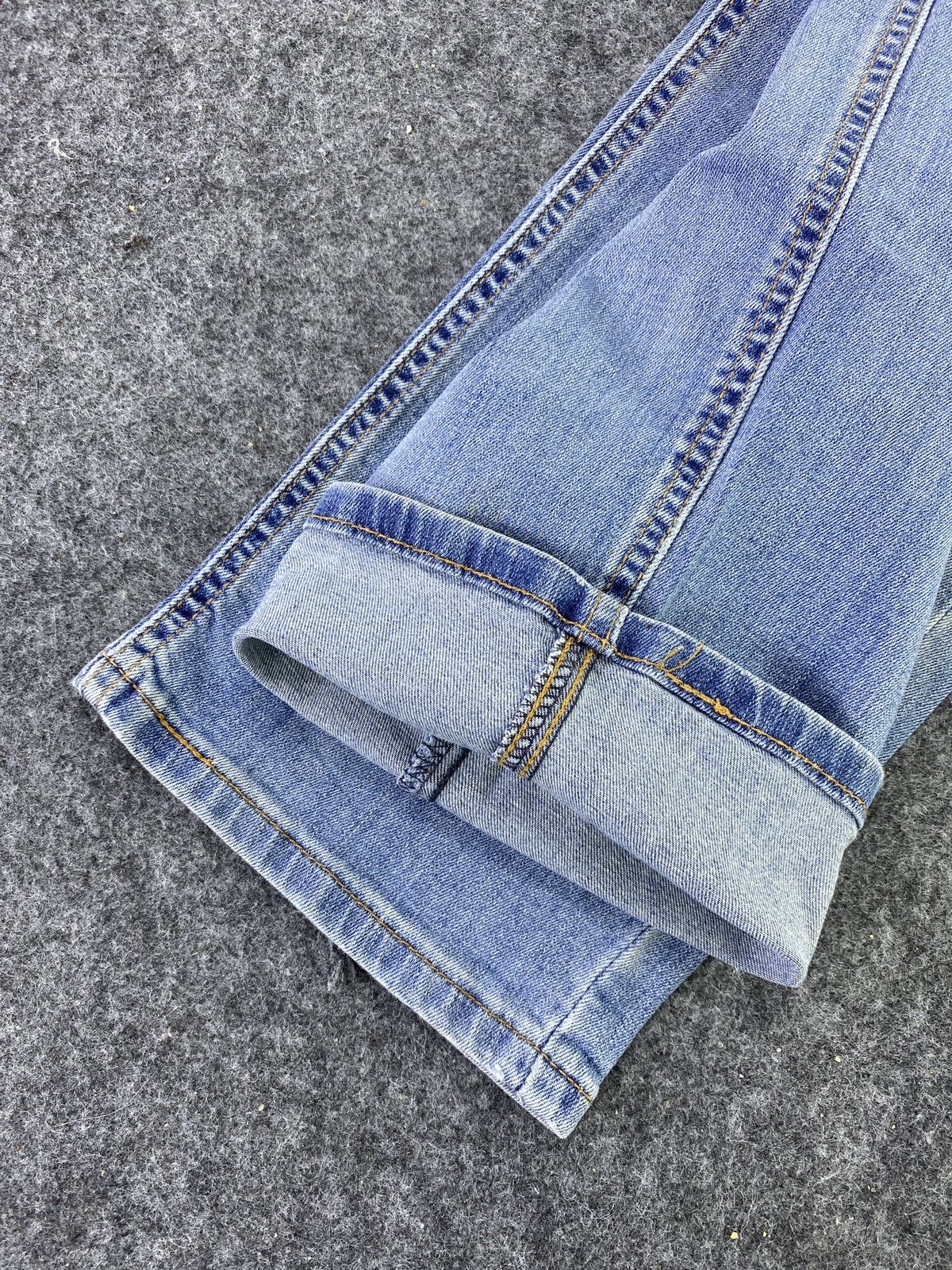 Levi's Vintage Levi's 541 Distress Blue Wash Jeans - J607 Size US 34 / EU 50 - 6 Thumbnail