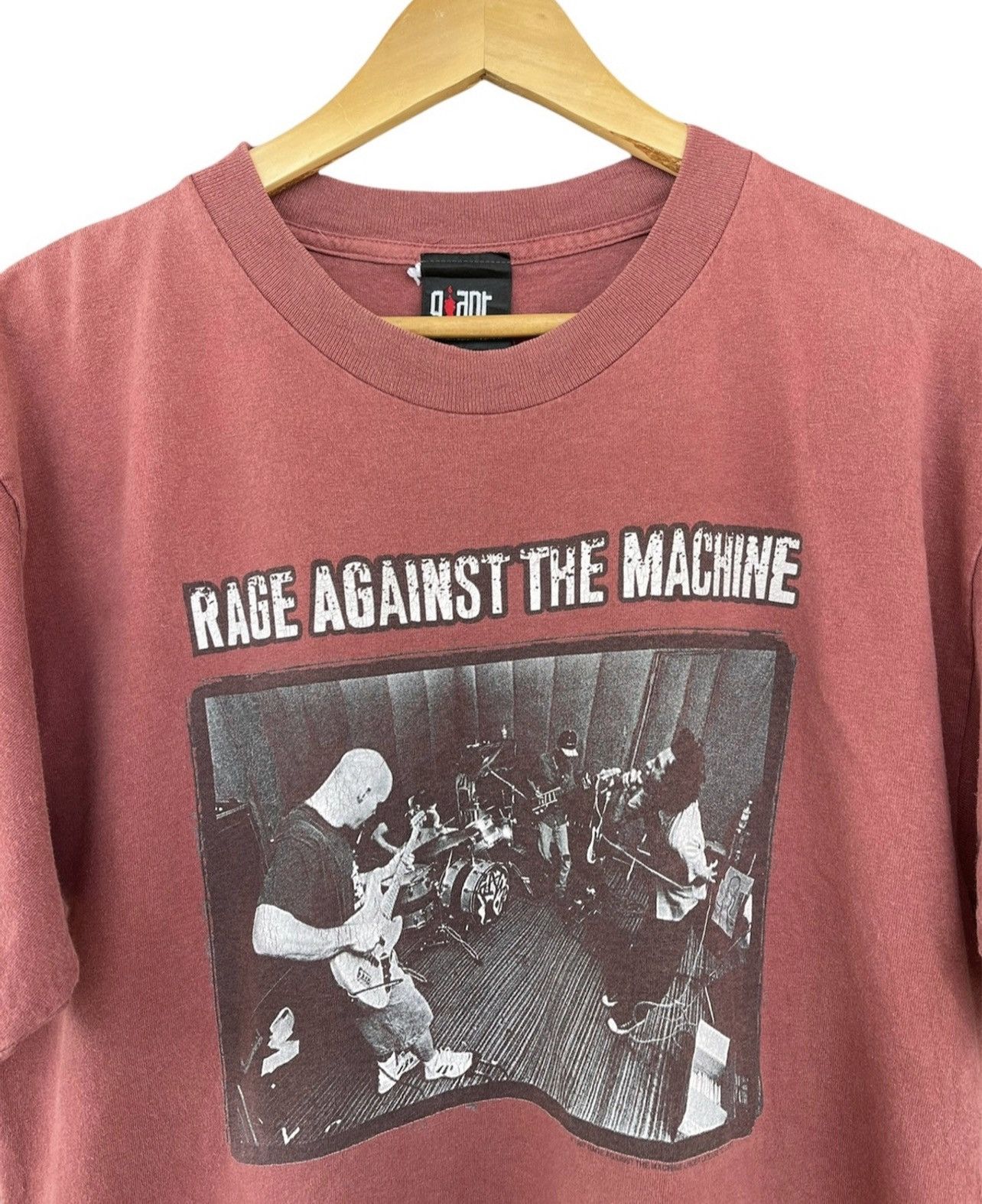 Band Tees Vintage RAGE AGAINST THE MACHINE Band Tee Size US L / EU 52-54 / 3 - 3 Thumbnail