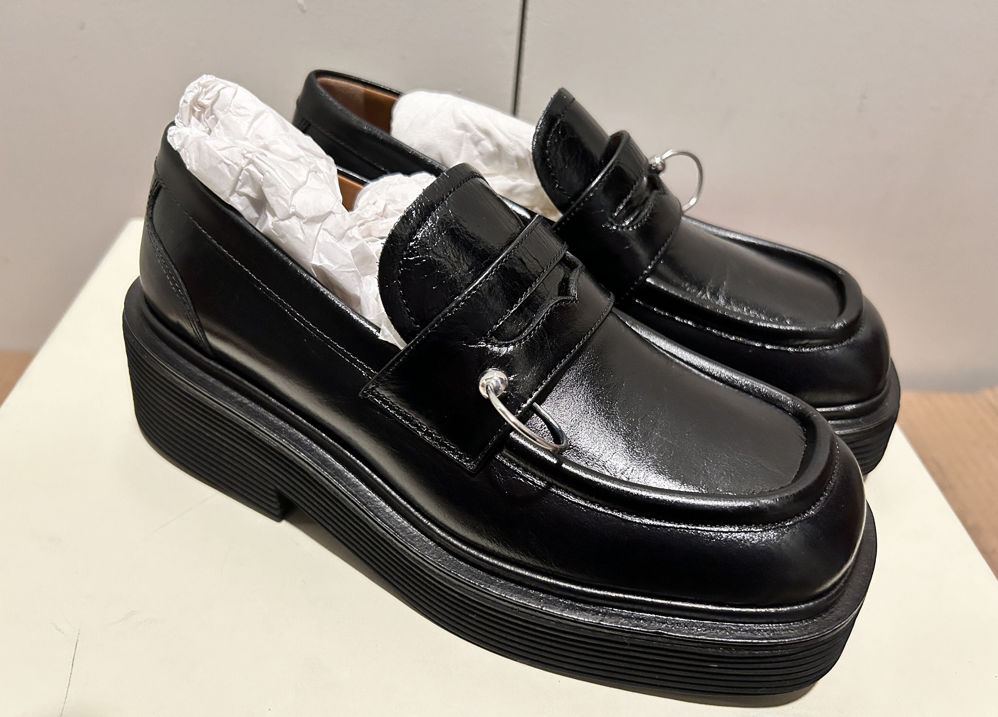 Marni Pierced BLACK LEATHER MOCCASIN