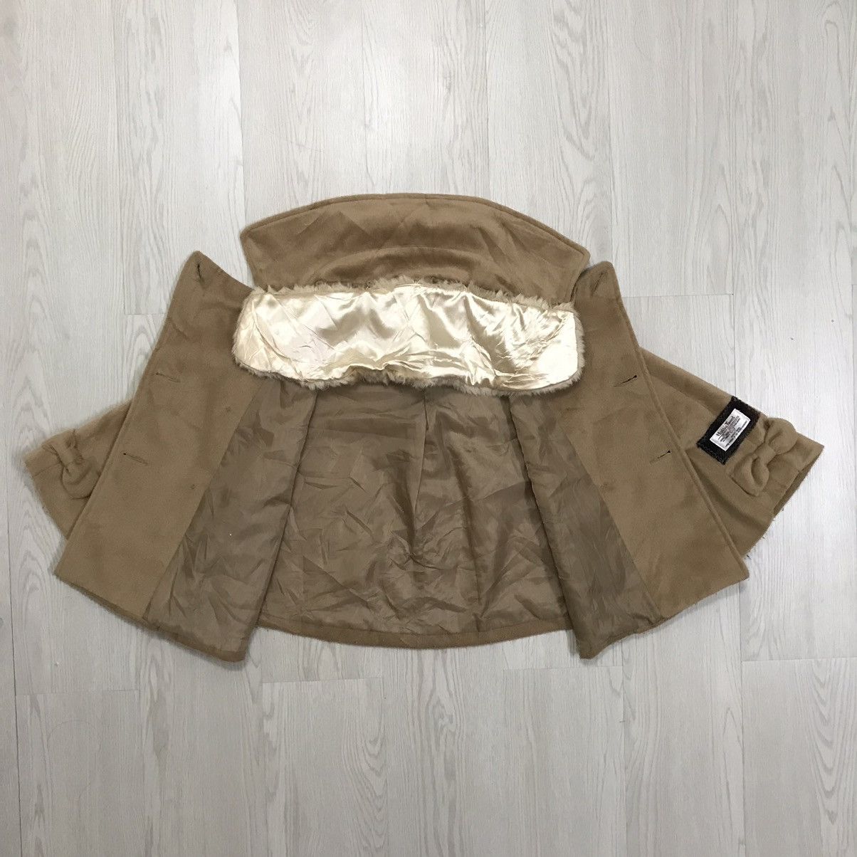 Harris Tweed × Japanese Brand × Vintage Vintage Harris Tweed Ponchos Double Breast Ponchos Size S / US 4 / IT 40 - 9 Thumbnail