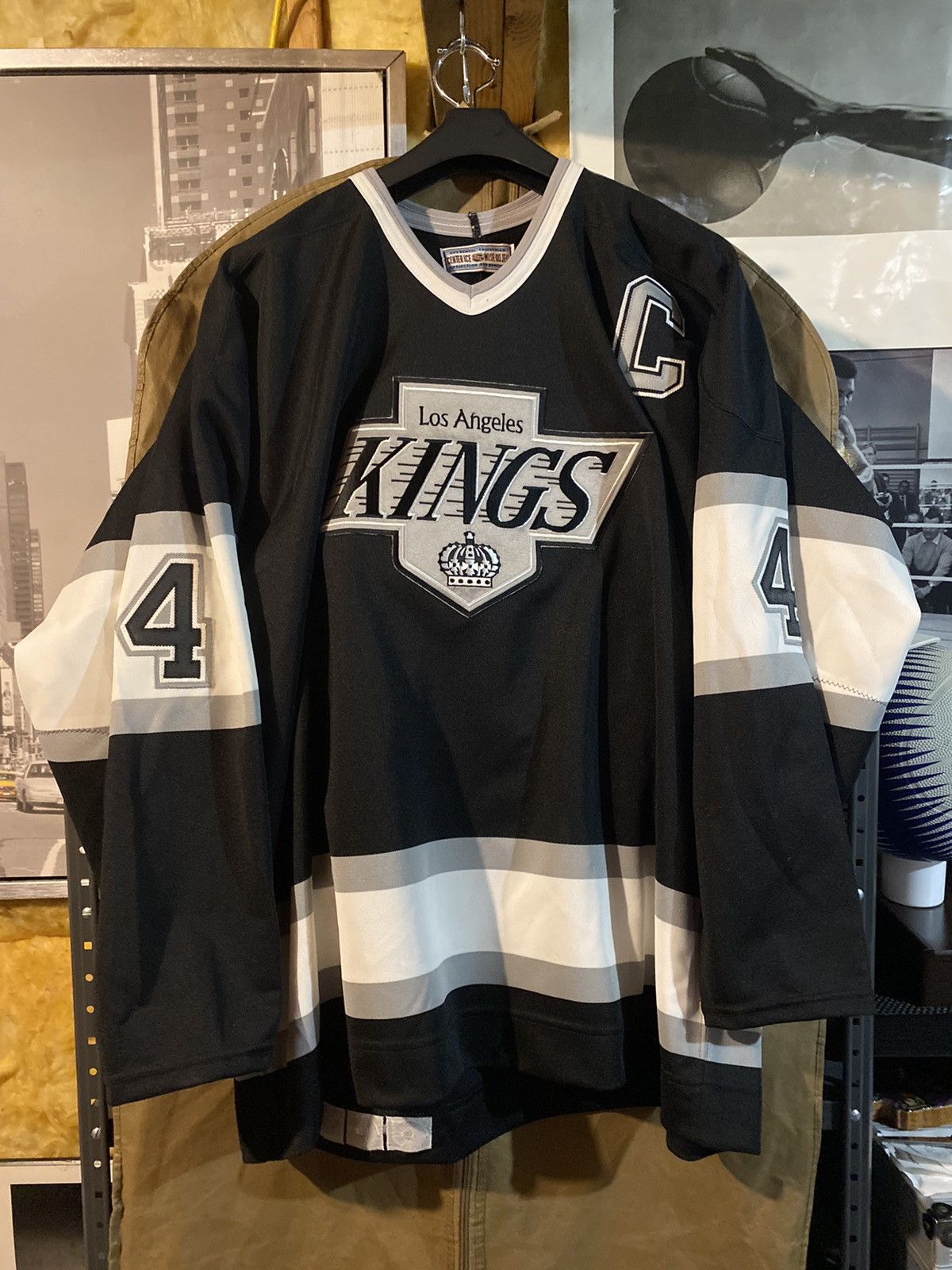 Ccm × NHL × Vintage Vintage Rare 90s LA Kings Centre Ice Authentic Jersey Size US XL / EU 56 / 4 - 1 Thumbnail