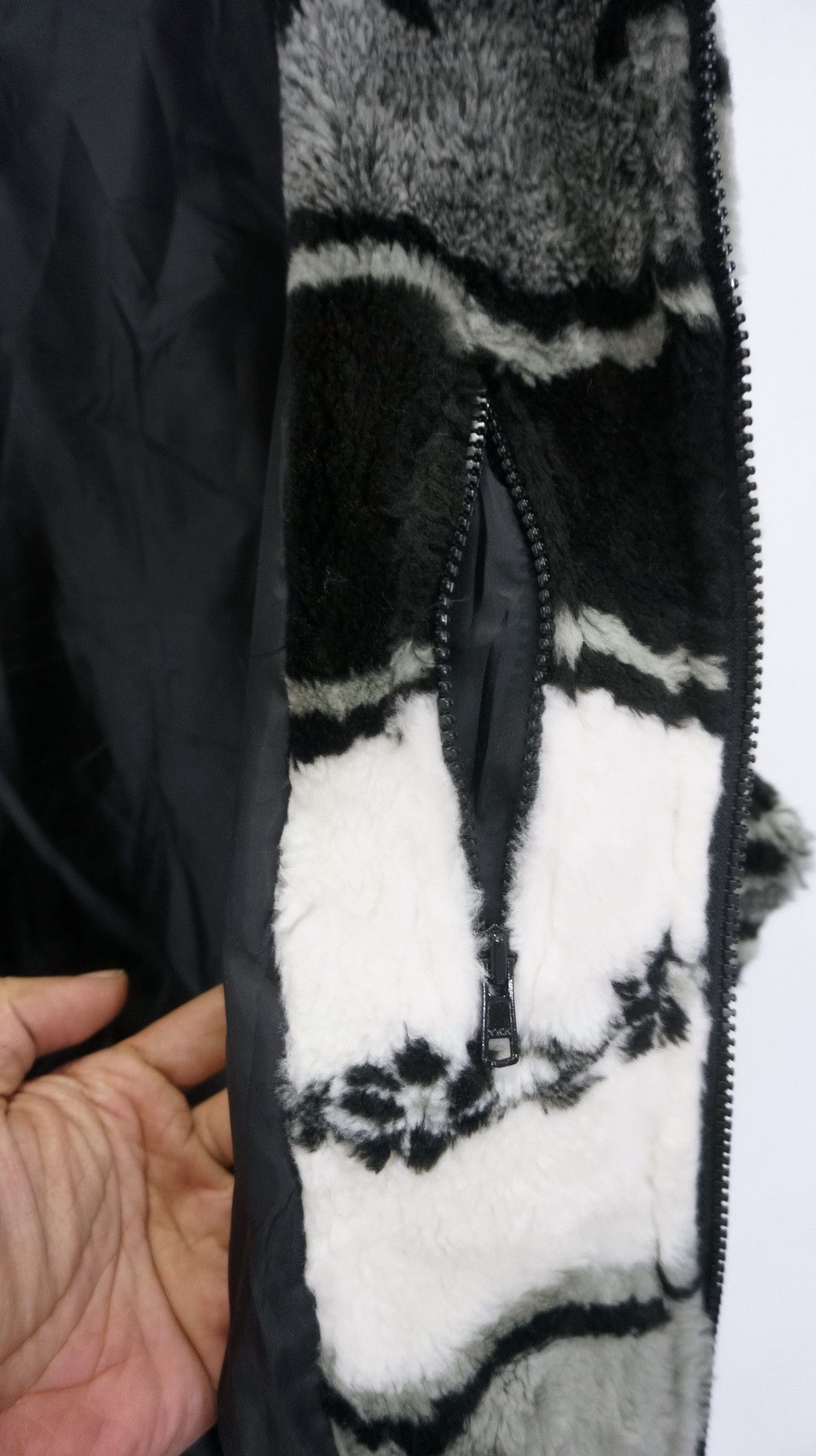 Other Fluffy PIKO Native Faux Fur Fleece Hoodie Jacket ShipDHL Size US M / EU 48-50 / 2 - 8 Thumbnail