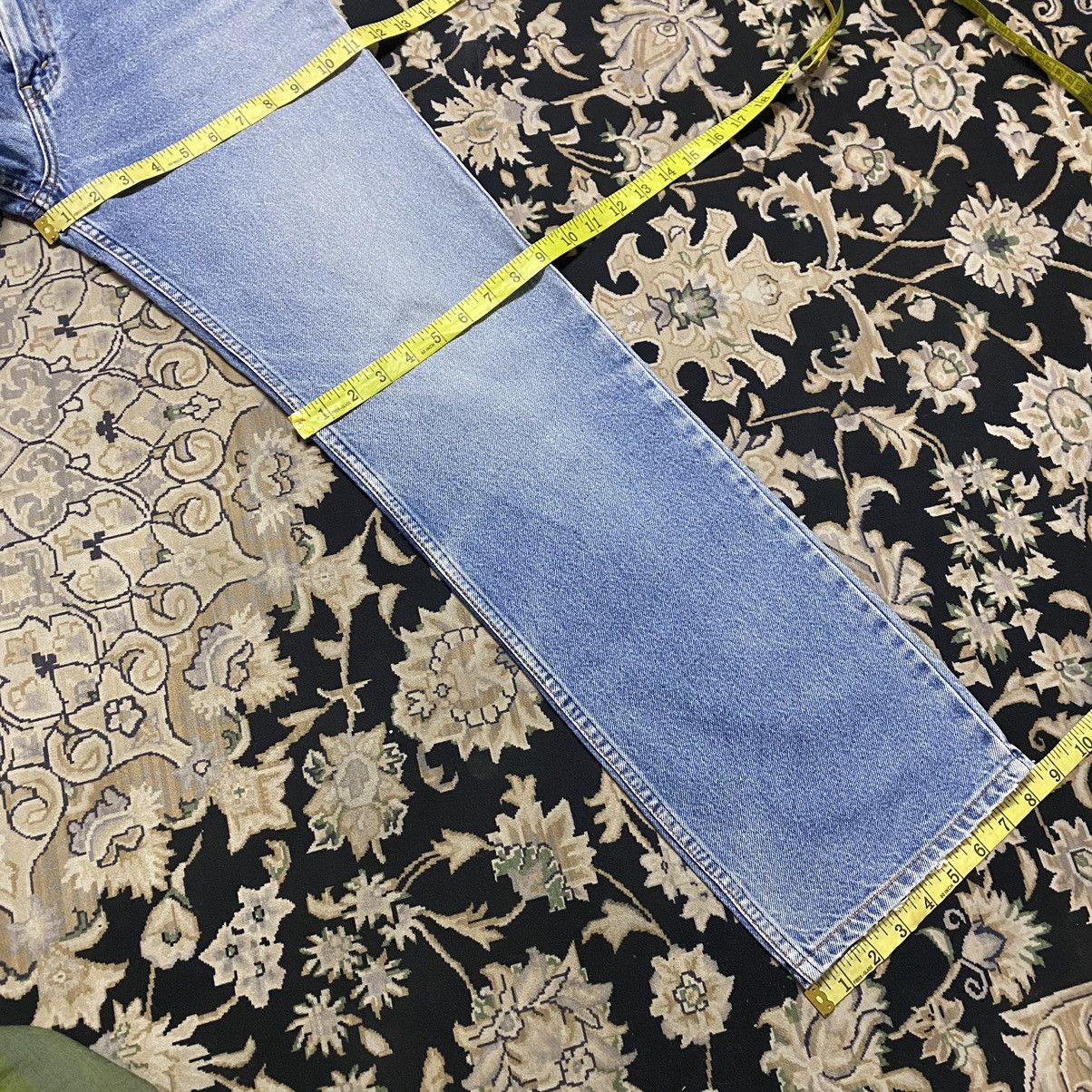 Levi's Vintage Levis 505 Distressed LightWash Jeans 31x30 Size US 31 - 21 Thumbnail