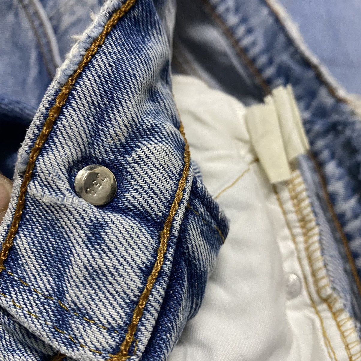 Levi's Vintage Levis 505 Distressed LightWash Jeans 31x30 Size US 31 - 18 Thumbnail