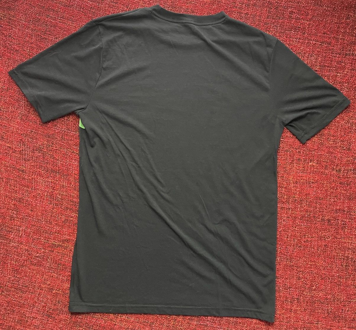 Designer × Oakley Oakley neon green reflective logo gorpcore style t-shirt Size US M / EU 48-50 / 2 - 6 Thumbnail