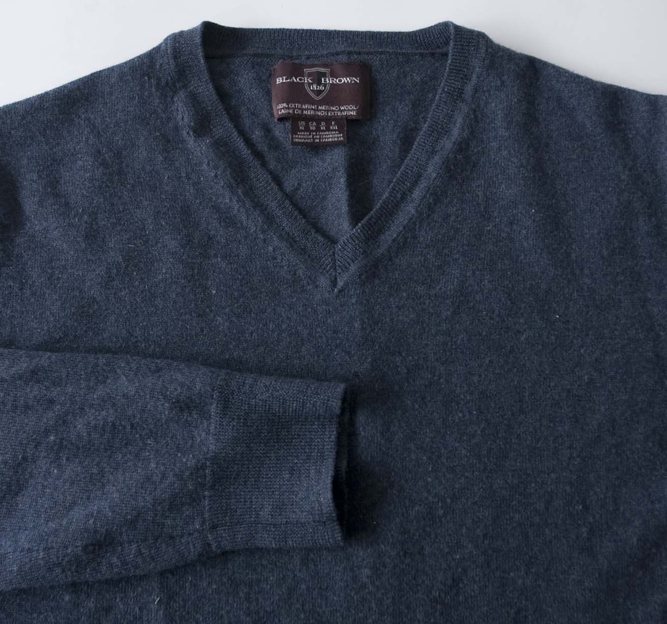 Black Brown 1826 Black Brown 1826 Sweater 100% Extra Fine Merino Size L/ XL Size US L / EU 52-54 / 3 - 6 Thumbnail