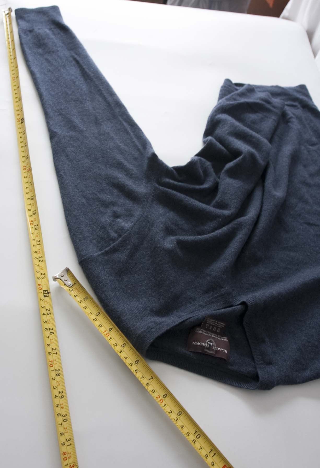 Black Brown 1826 Black Brown 1826 Sweater 100% Extra Fine Merino Size L/ XL Size US L / EU 52-54 / 3 - 4 Thumbnail