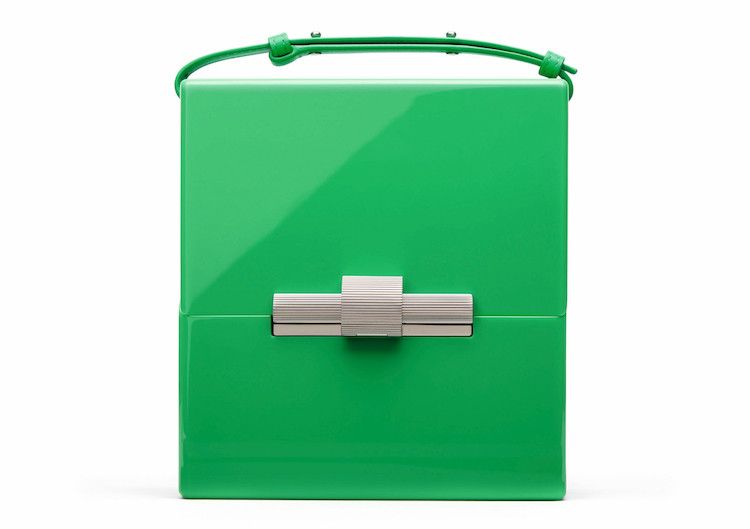 o1s1onrm Women's Daisey Box Clutch in Green