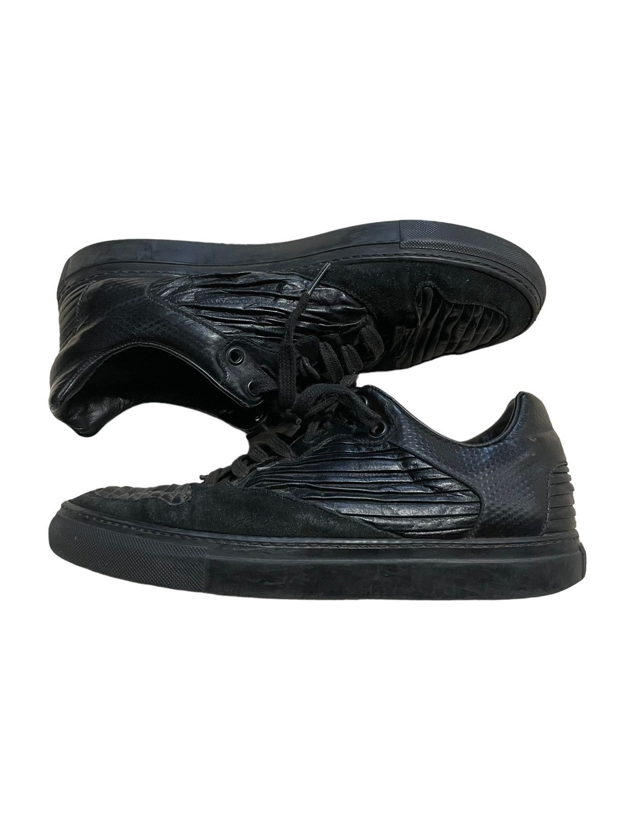 America's Cup low-top sneakers