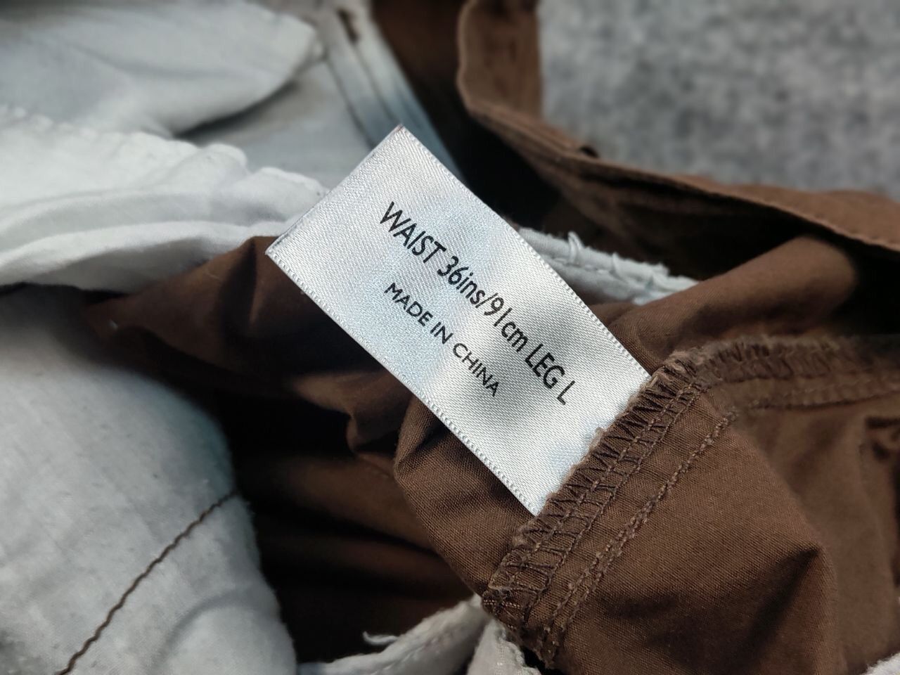 Japanese Brand Vintage 90's Japanese Bondage Military Brown Cargo Pants Size US 34 / EU 50 - 19 Thumbnail