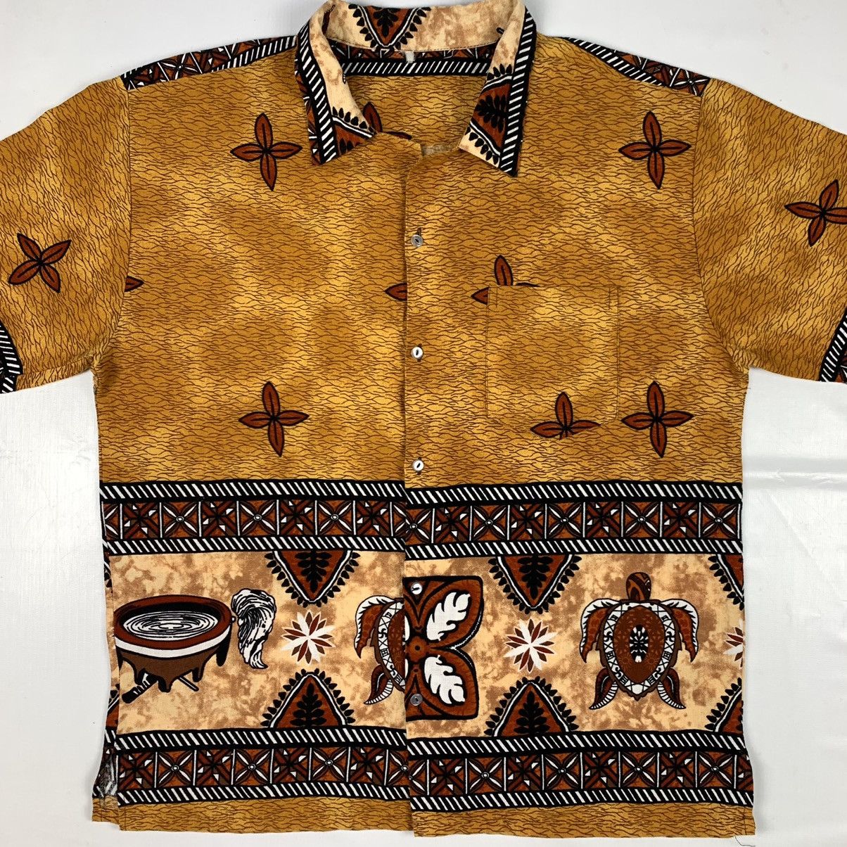 Vintage Vintage Hawaiian Shirt Narrative Motive Design Size US XL / EU 56 / 4 - 2 Thumbnail