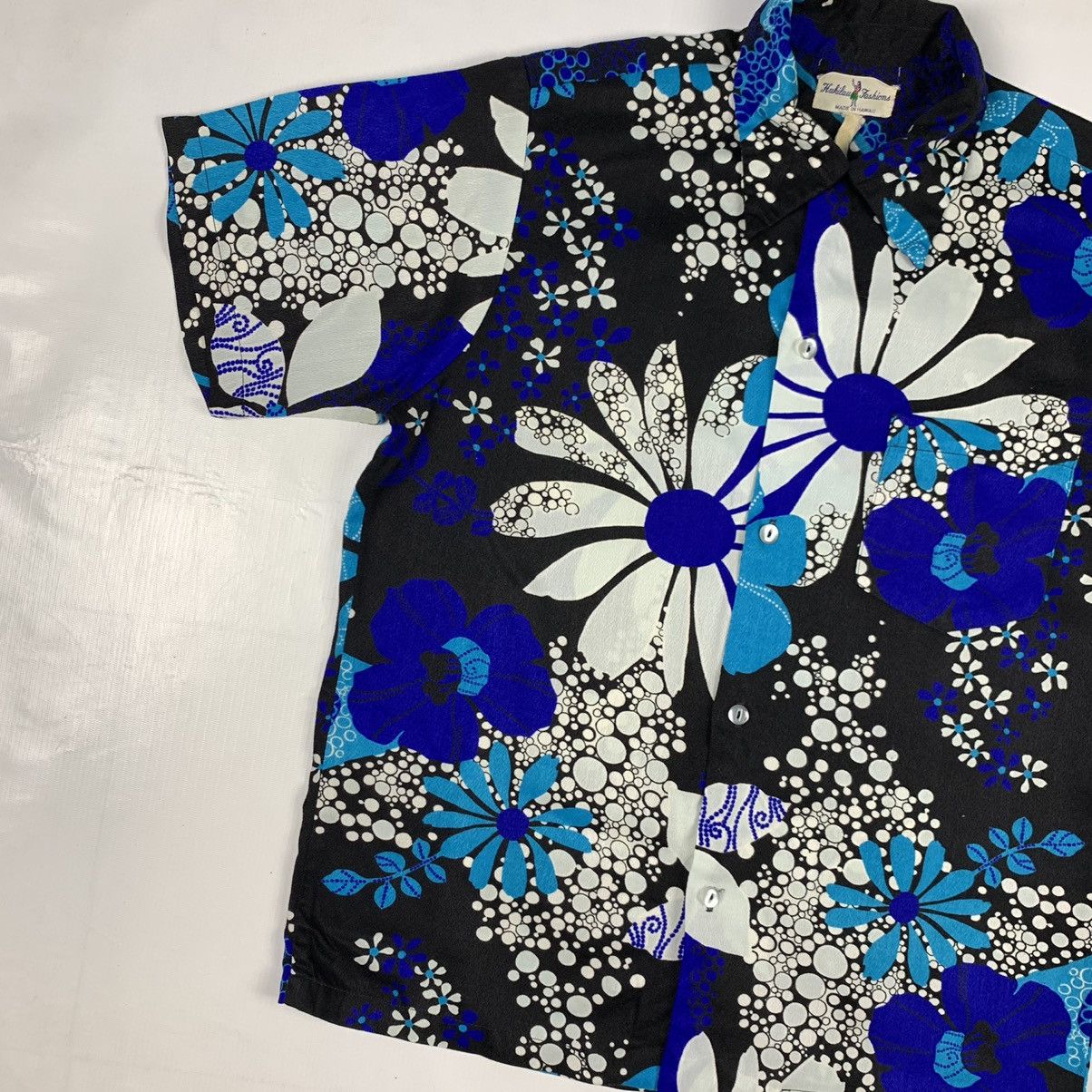 Vintage Vintage Hawaiian Flowers And Flora Design Tshirt Size US L / EU 52-54 / 3 - 2 Thumbnail