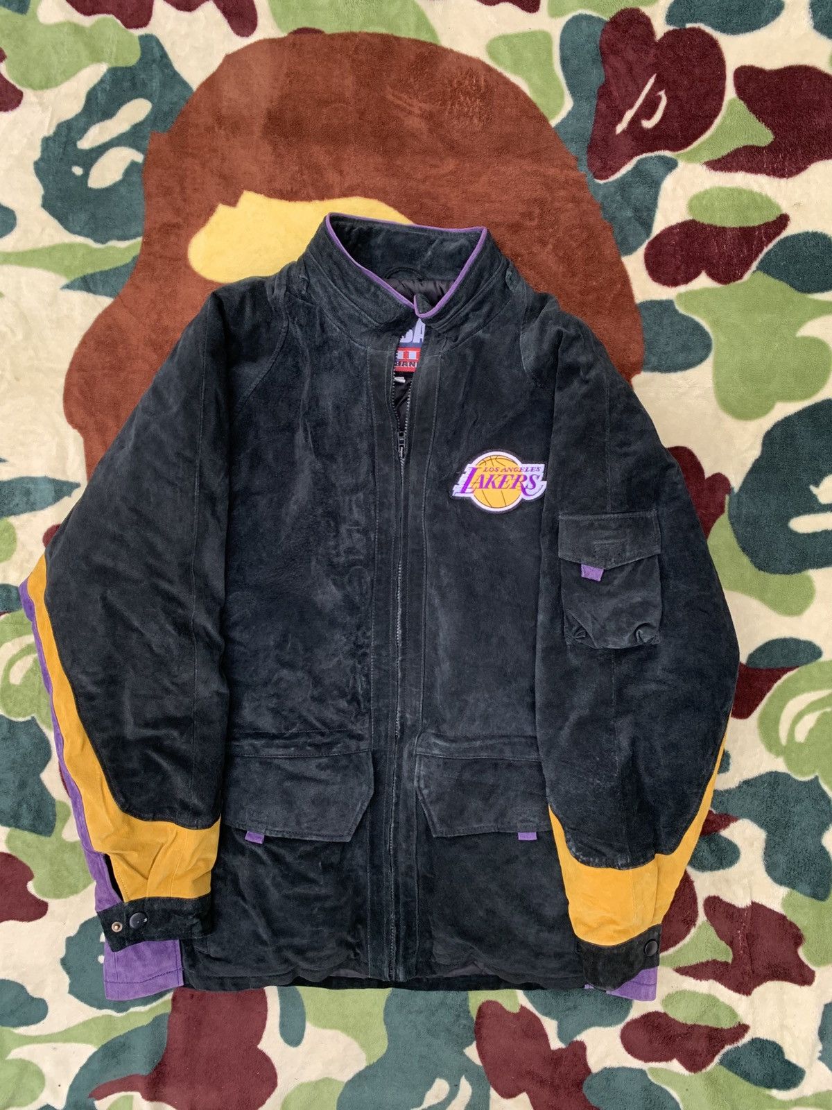 NBA × Vintage Lakers Leather Coat Size US L / EU 52-54 / 3 - 1 Thumbnail