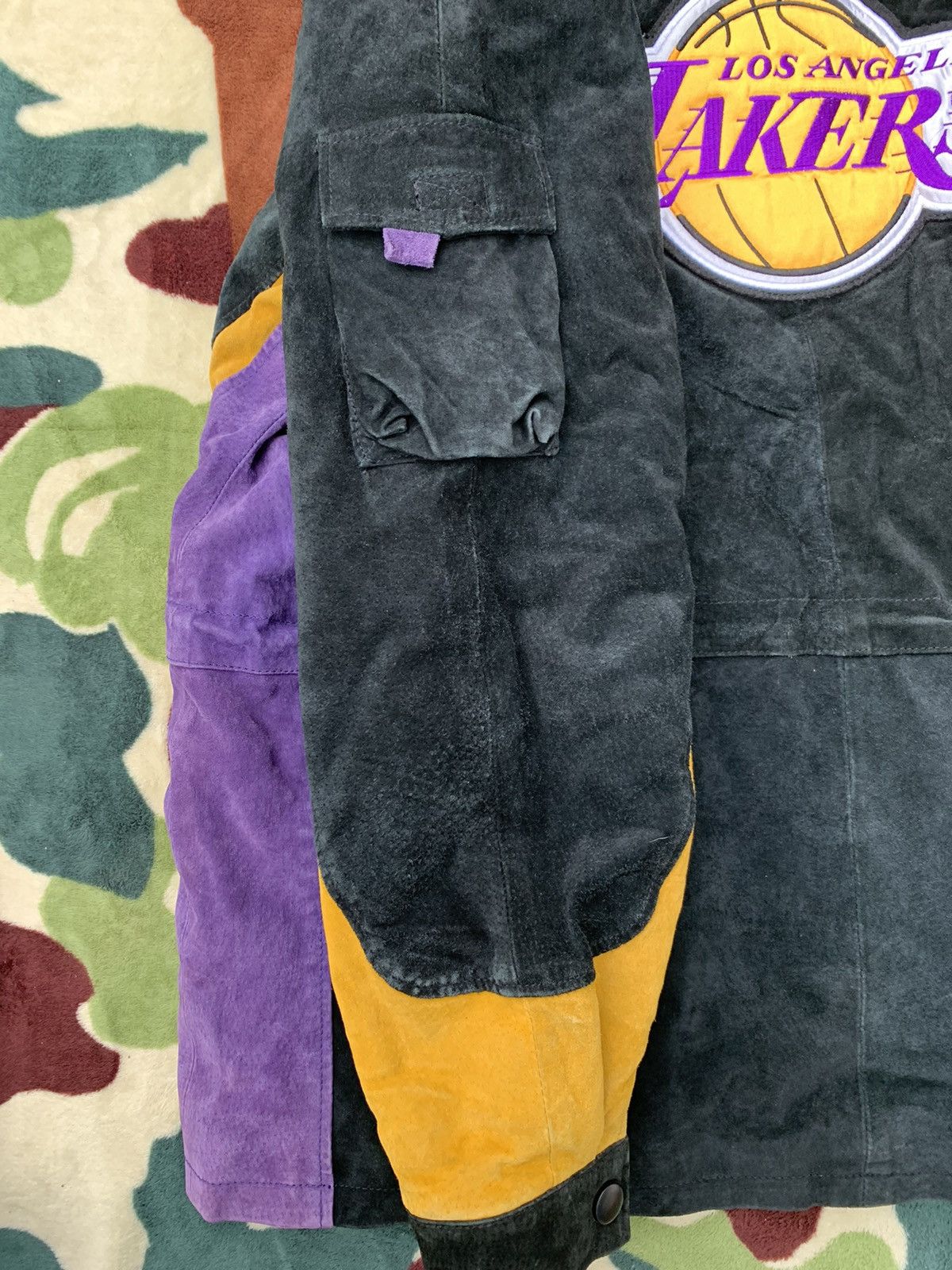 NBA × Vintage Lakers Leather Coat Size US L / EU 52-54 / 3 - 8 Thumbnail