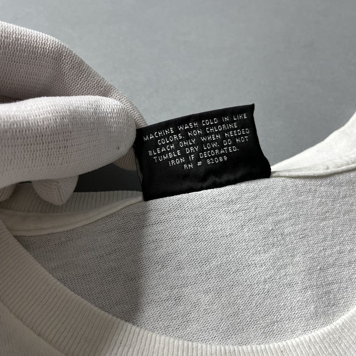 Mossimo VINTAGE 90’S MOSSIMO PAINT “PREMIUM GRADE” GRAFFITI T-SHIRT Size US L / EU 52-54 / 3 - 8 Thumbnail