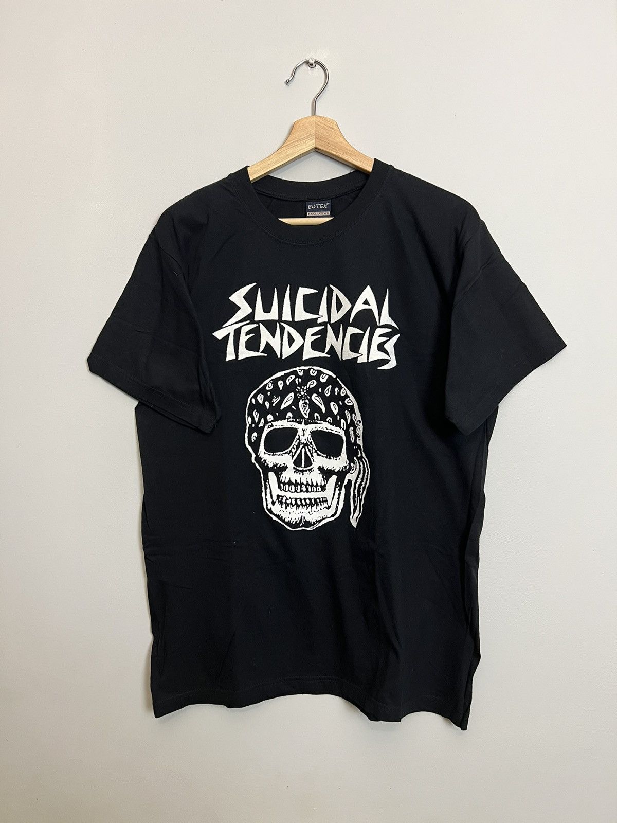 ビンテージハードコアパンクバンドSUICIDALTENDENCIES袖ロゴロンT ビンテージハードコアパンクバンドSUICIDALTENDENCIES袖ロゴロンT