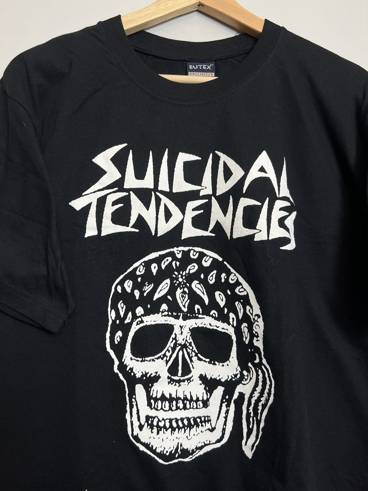 Band Tees Vintage 90s Suicidal Tendencies Band Tees Size L Punk Metal Size US L / EU 52-54 / 3 - 3 Thumbnail