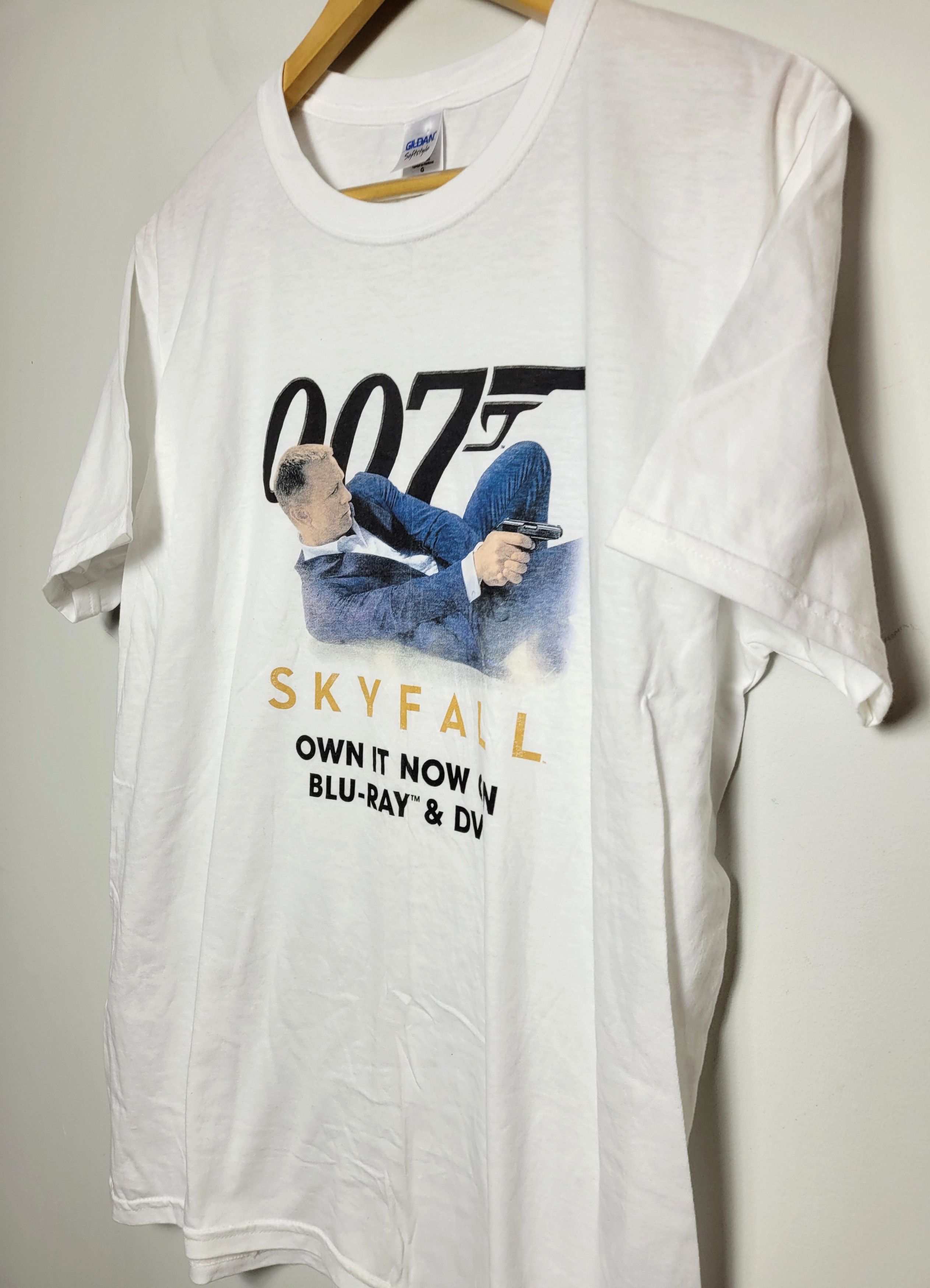 Vintage James Bond Skyfall 2012 promo t-shirt Size US L / EU 52-54 / 3 - 6 Thumbnail