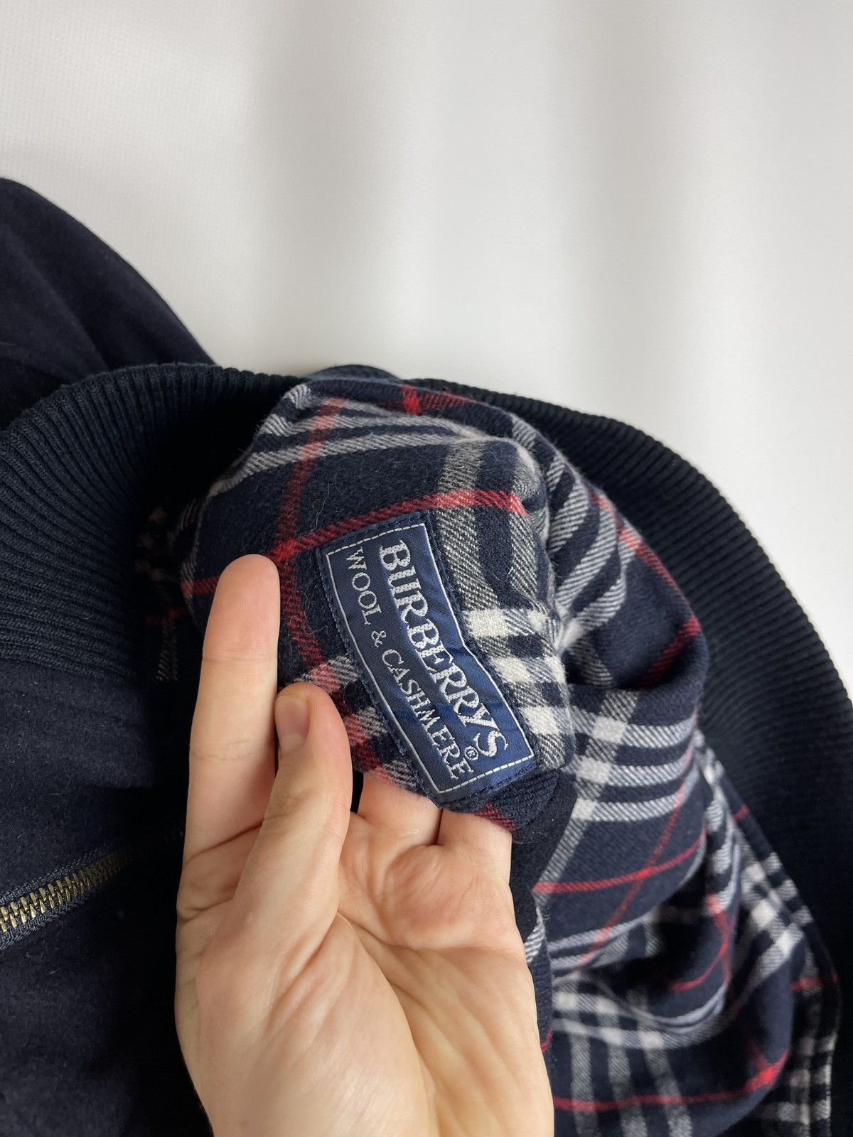 Burberry Burberrys vintage wool cashmere nova check small logo bomber Size US L / EU 52-54 / 3 - 16 Thumbnail