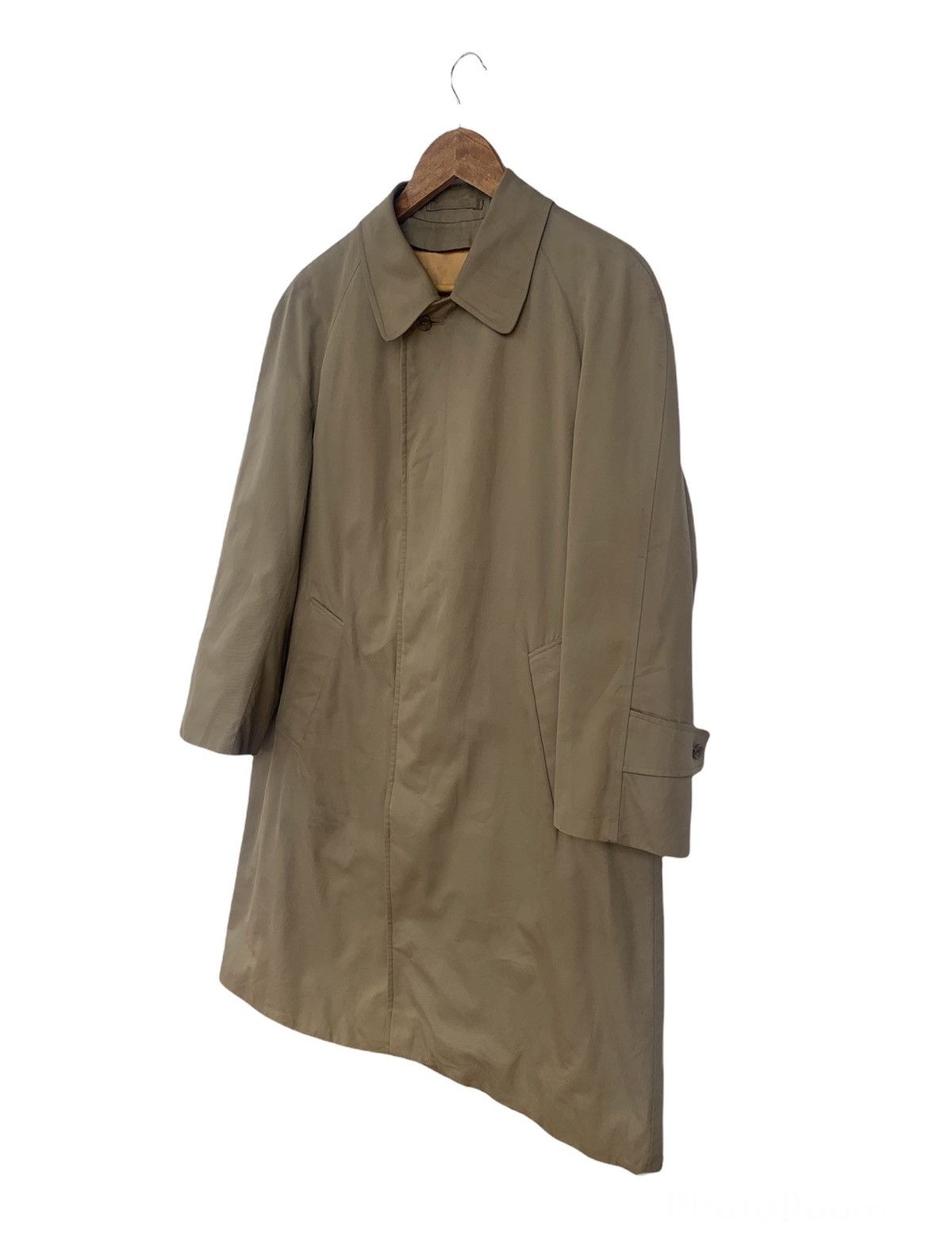 Vintage Aquascutum Trench Coat With Lining - Main Image