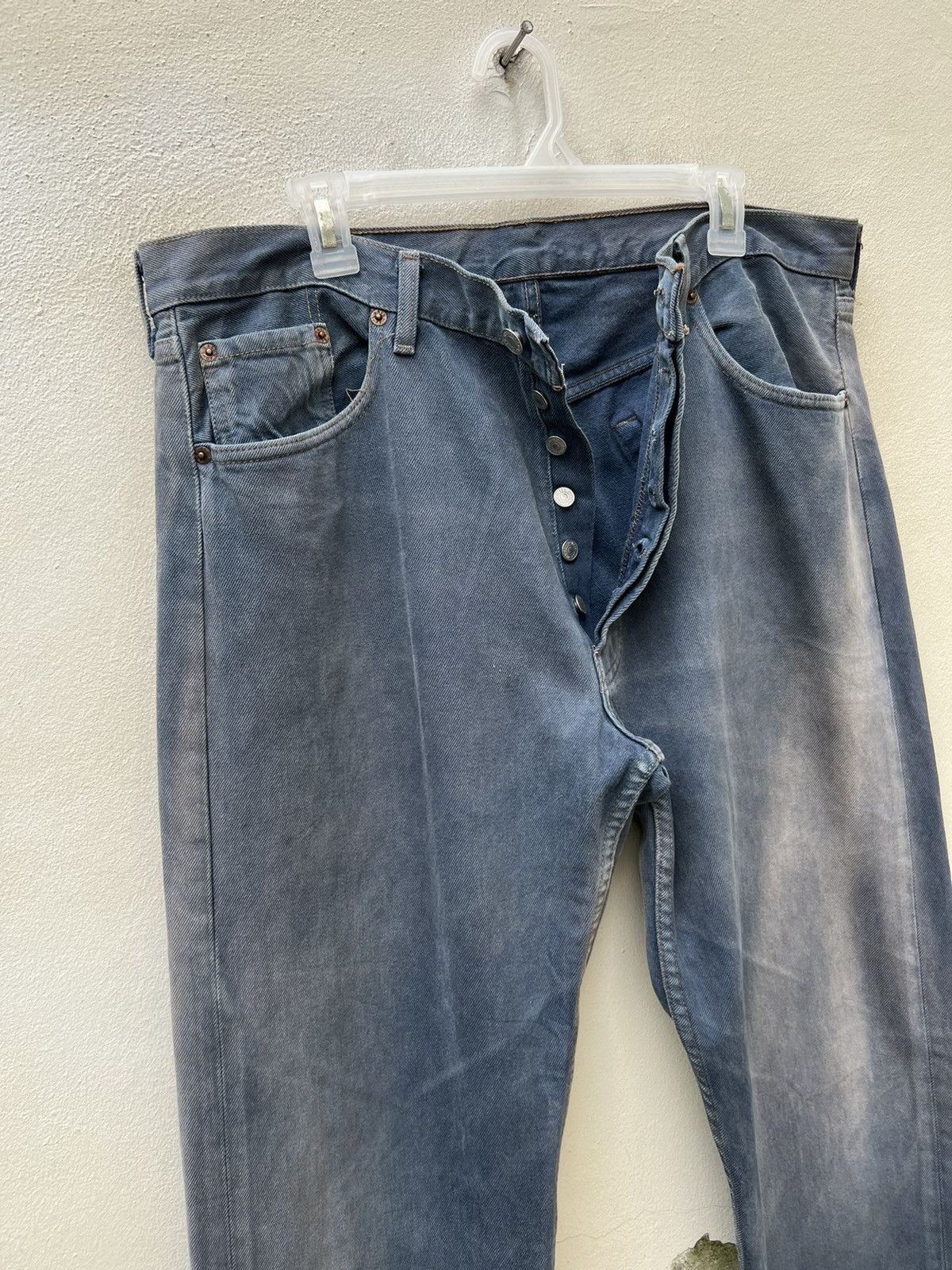 Levi's Vintage 1998 Levi’s 501 Made in Usa Sun Faded Denim Jeans Size US 37 - 8 Thumbnail