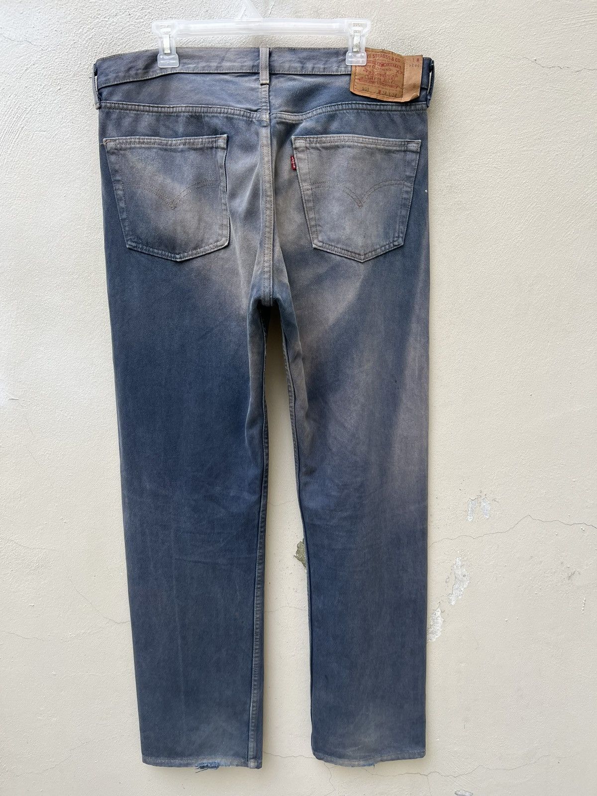 Levi's Vintage 1998 Levi’s 501 Made in Usa Sun Faded Denim Jeans Size US 37 - 15 Thumbnail