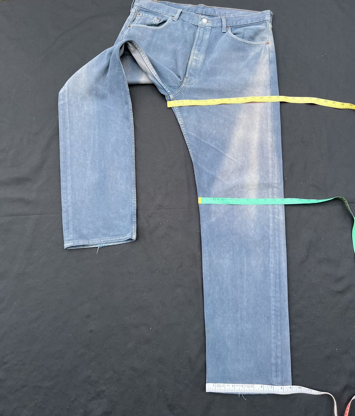 Levi's Vintage 1998 Levi’s 501 Made in Usa Sun Faded Denim Jeans Size US 37 - 3 Thumbnail