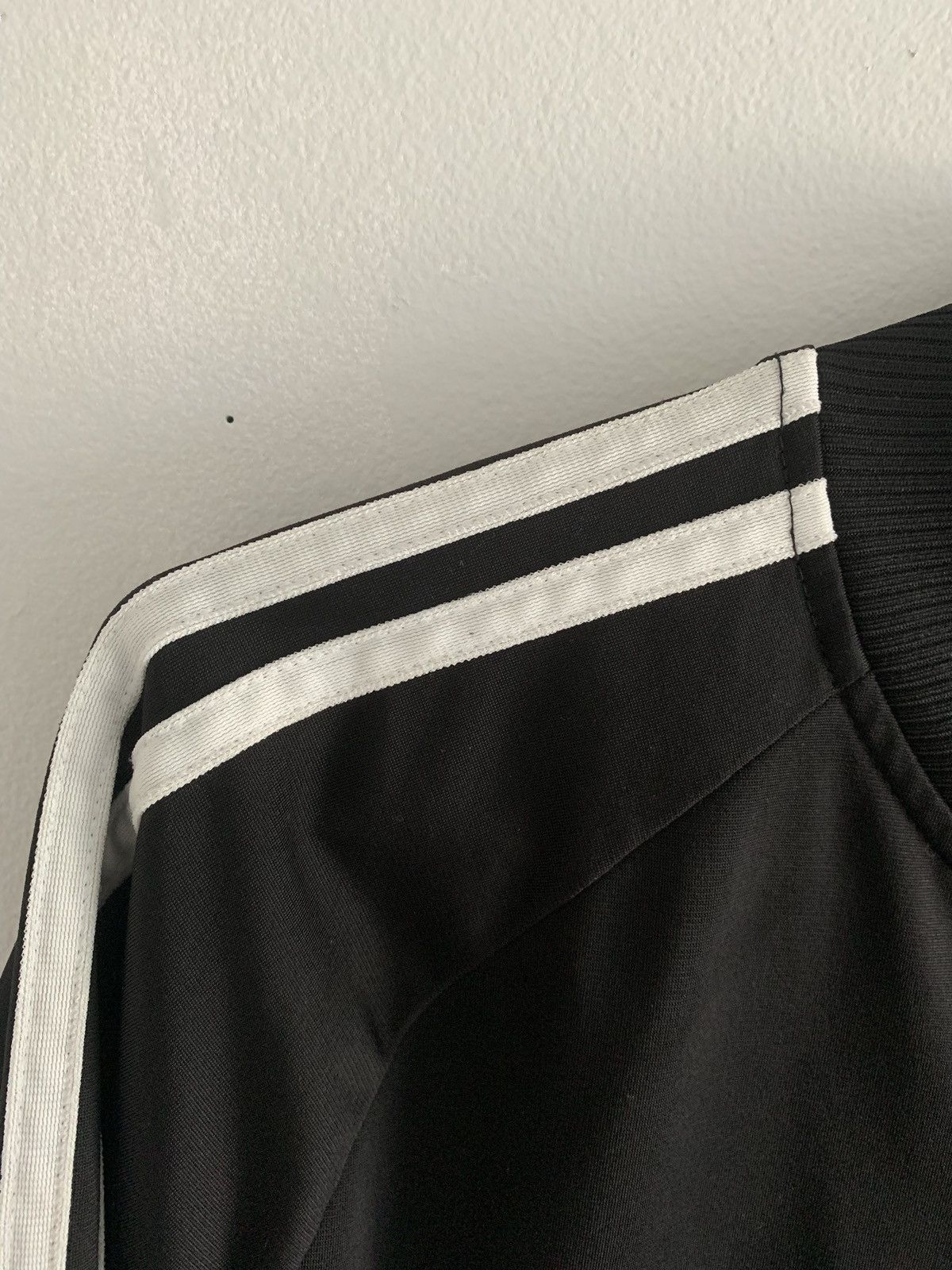 Adidas Vintage Adidas track jacket Size US S / EU 44-46 / 1 - 2 Thumbnail
