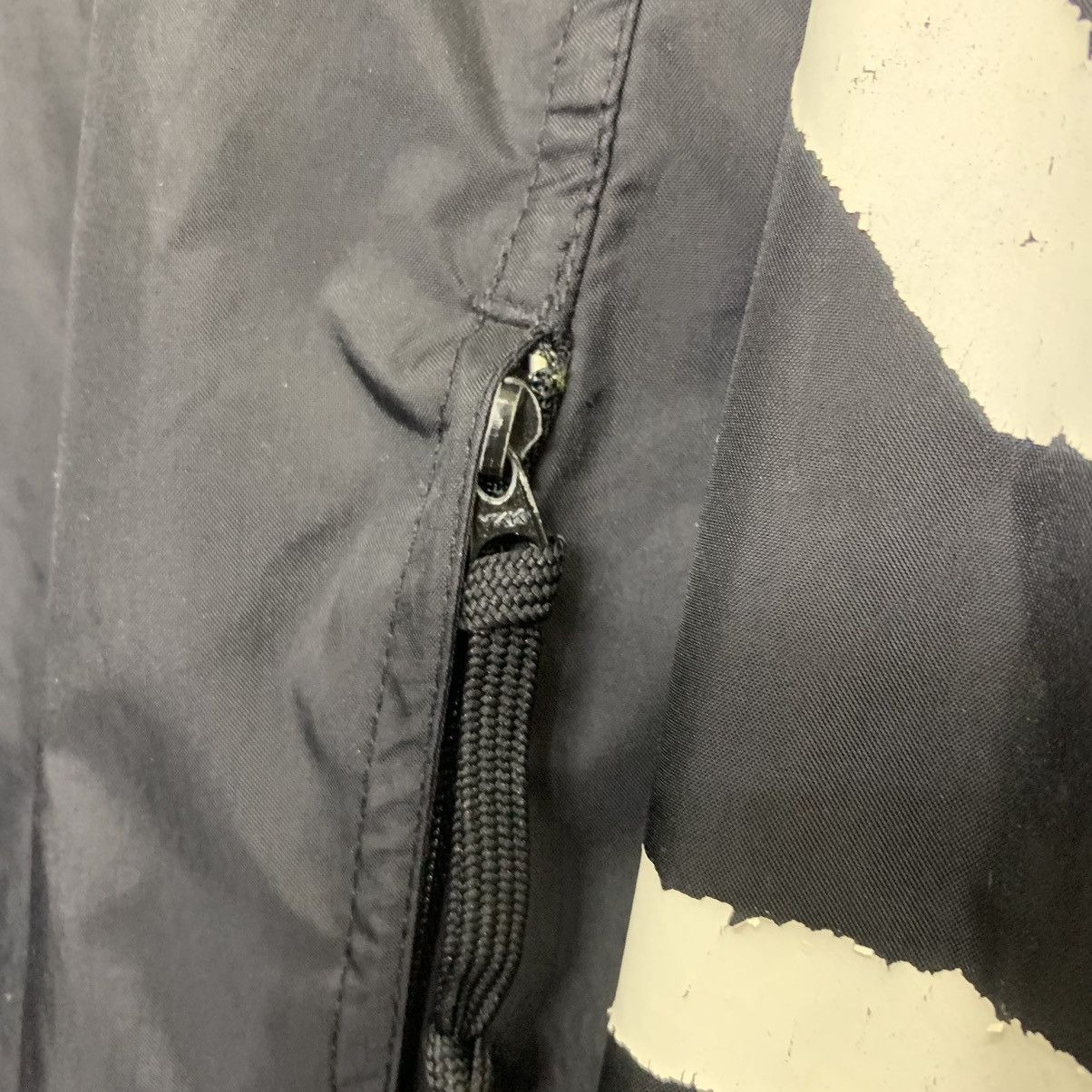 Nike Steals🔥🔥 Nike Light Jacket Size US XL / EU 56 / 4 - 9 Thumbnail