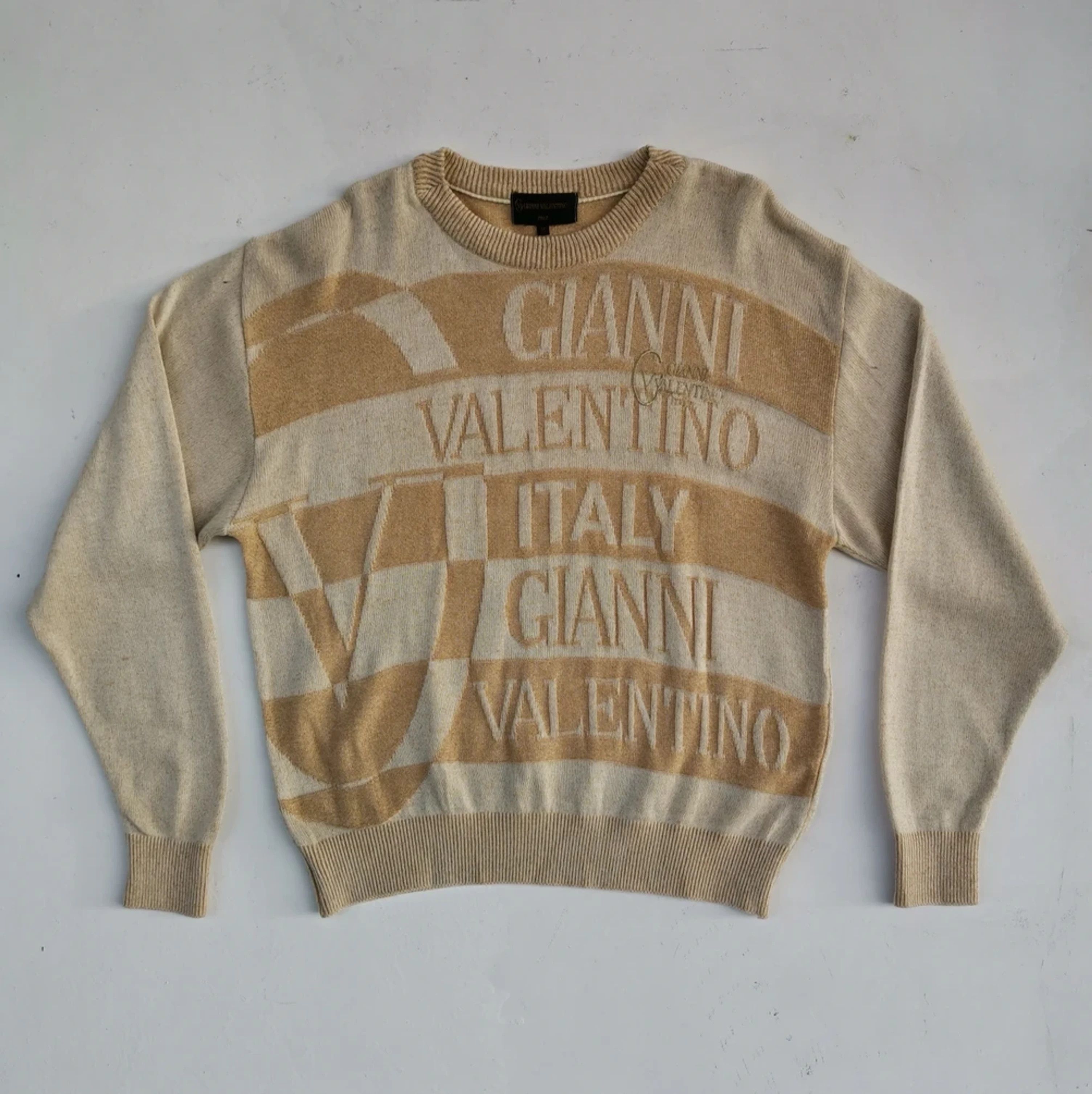 Gianni Valentino Veryrare!!! Gianni Valentino Italy Over Print Knitwear Size US M / EU 48-50 / 2 - 15 Thumbnail