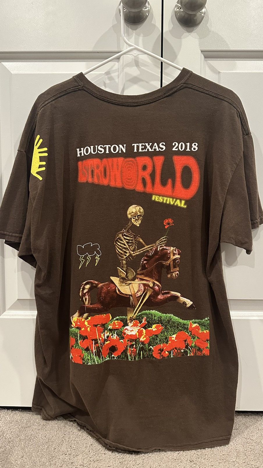 Travis Scott Astroworld festival merch 2018 Size US L / EU 52-54 / 3 - 2 Thumbnail
