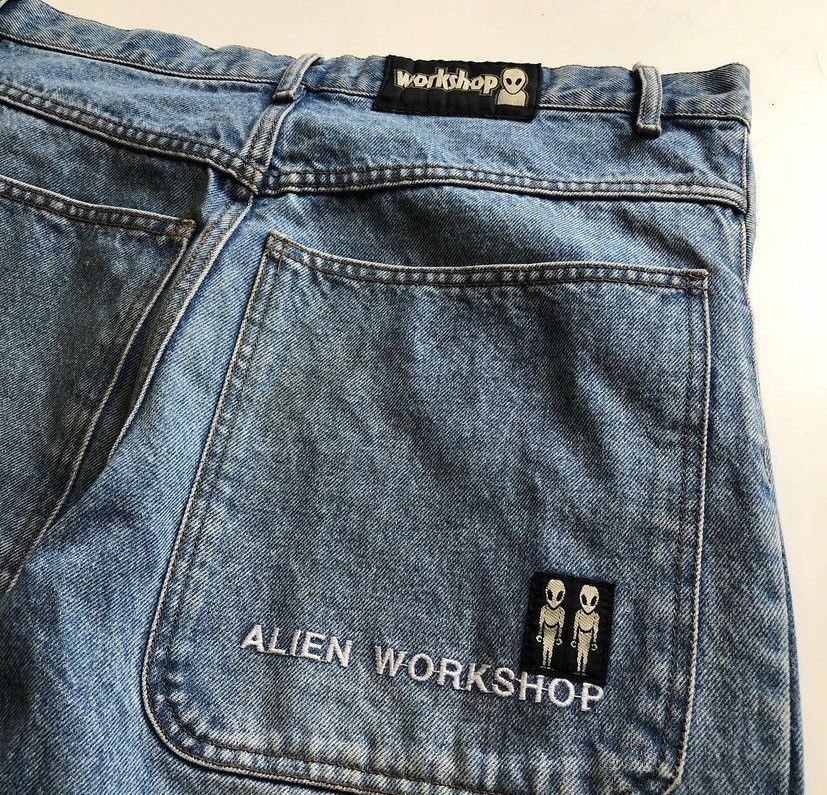 Jean Droit Vintage Alien Workshop – Taille W30 L32, Style Y2K, Occasion Très Bon état