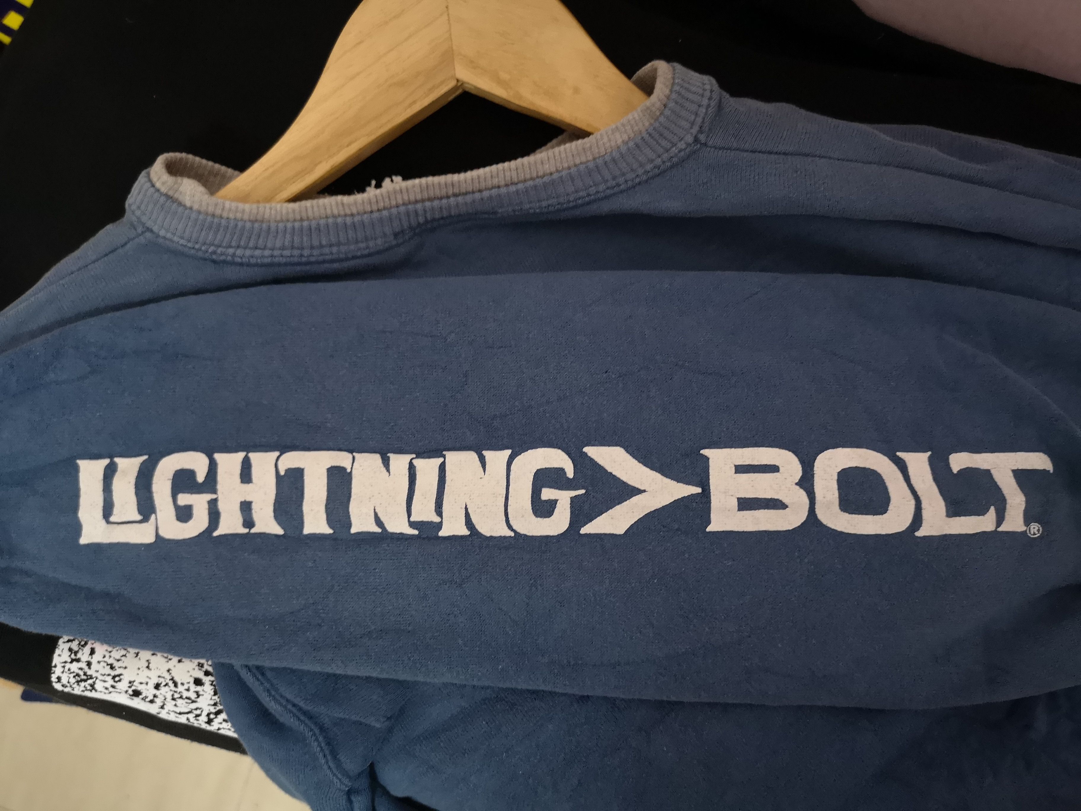 Lightning Bolt VINTAGE LIGHTNING BOLT LONG SLEEVES CREWNECK SWEATSHIRTS Size US S / EU 44-46 / 1 - 4 Thumbnail