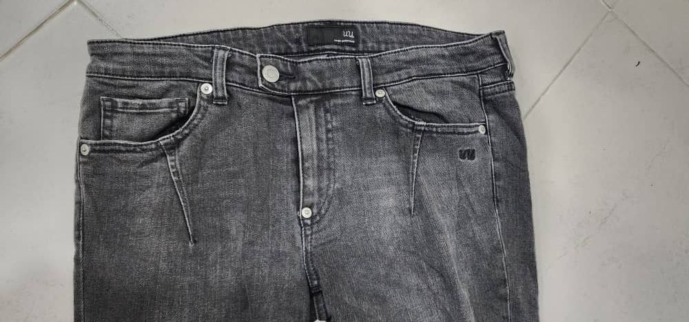 Undercover × Uniqlo UNIQLO X UNDERCOVER DENIM BUTTONS Size US 32 / EU 48 - 2 Thumbnail