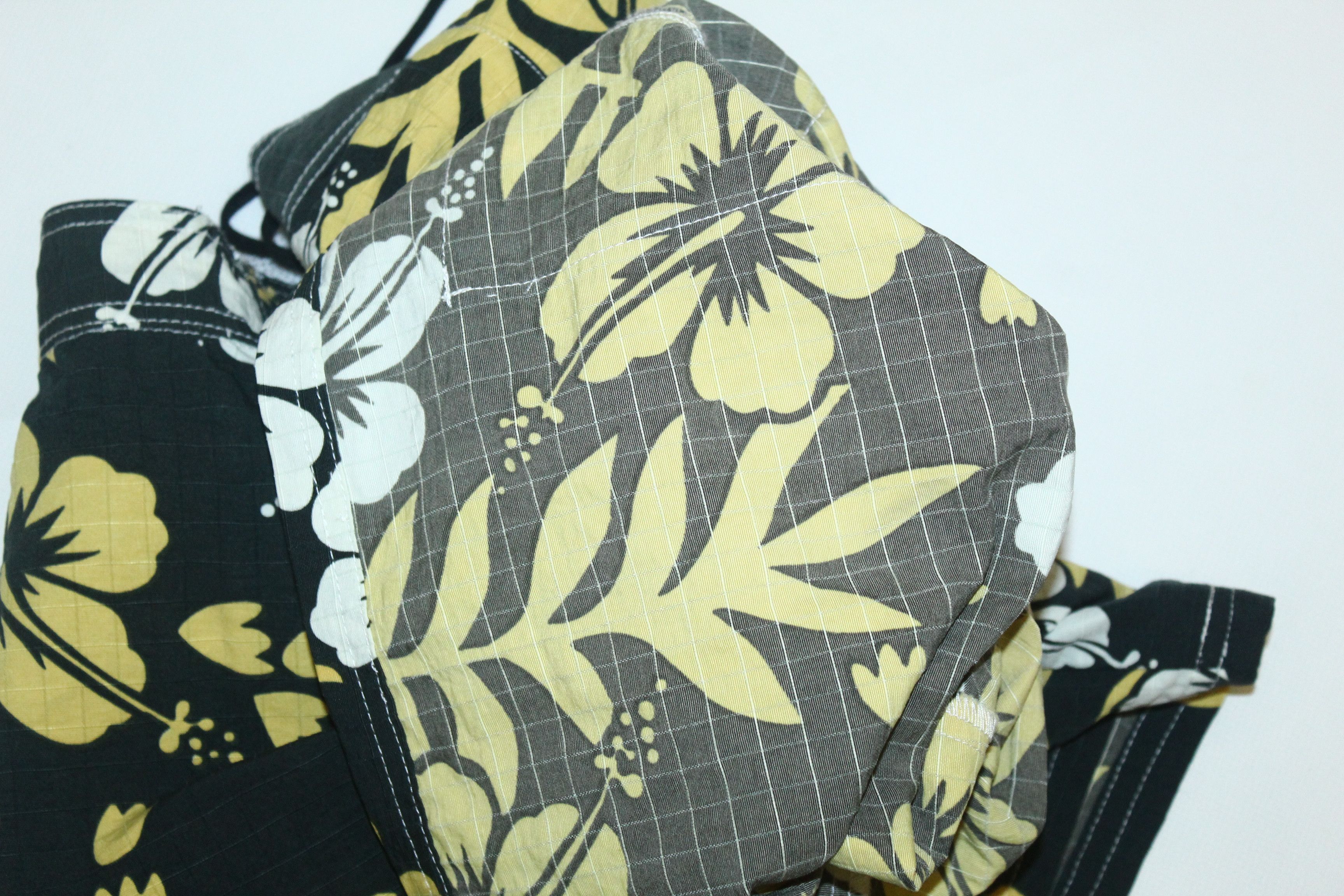 Body Glove 💥90's Body Glove Ripstop Nylon Hawaiian Floral board shorts Size US 32 / EU 48 - 6 Thumbnail
