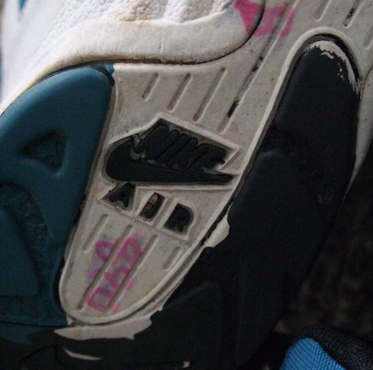 90's nike cross trainers hot sale