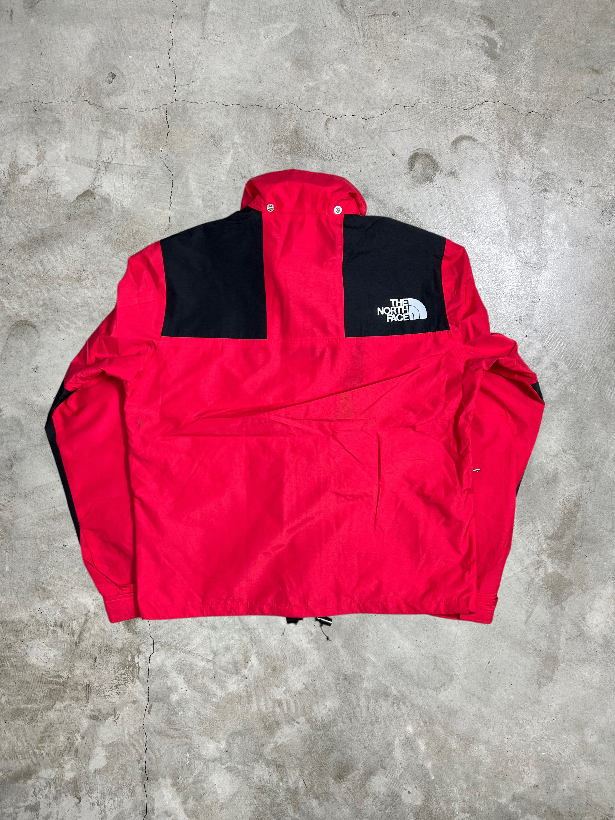 The North Face The North Face Gore-Tex Light Nylon Jacket (L) GTMD343 Size US L / EU 52-54 / 3 - 15 Thumbnail
