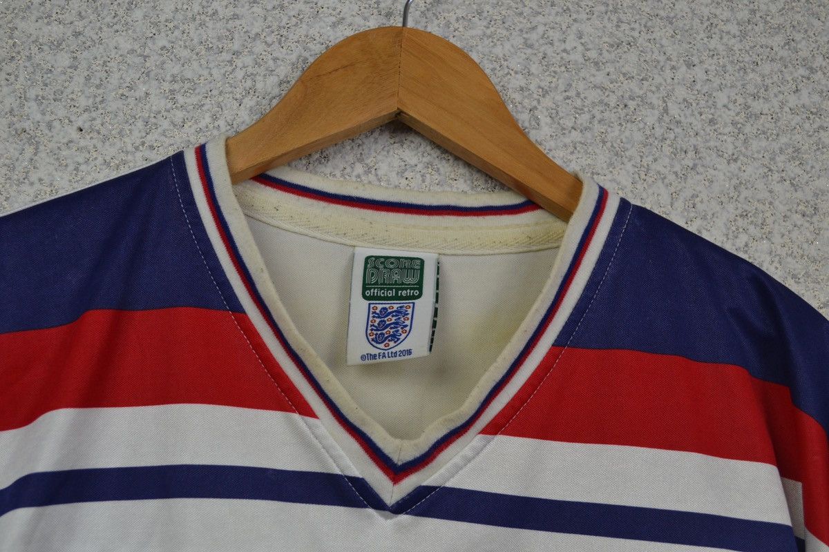 Vintage England 1983 home remake score draw soccer shirt jersey Size US M / EU 48-50 / 2 - 14 Thumbnail