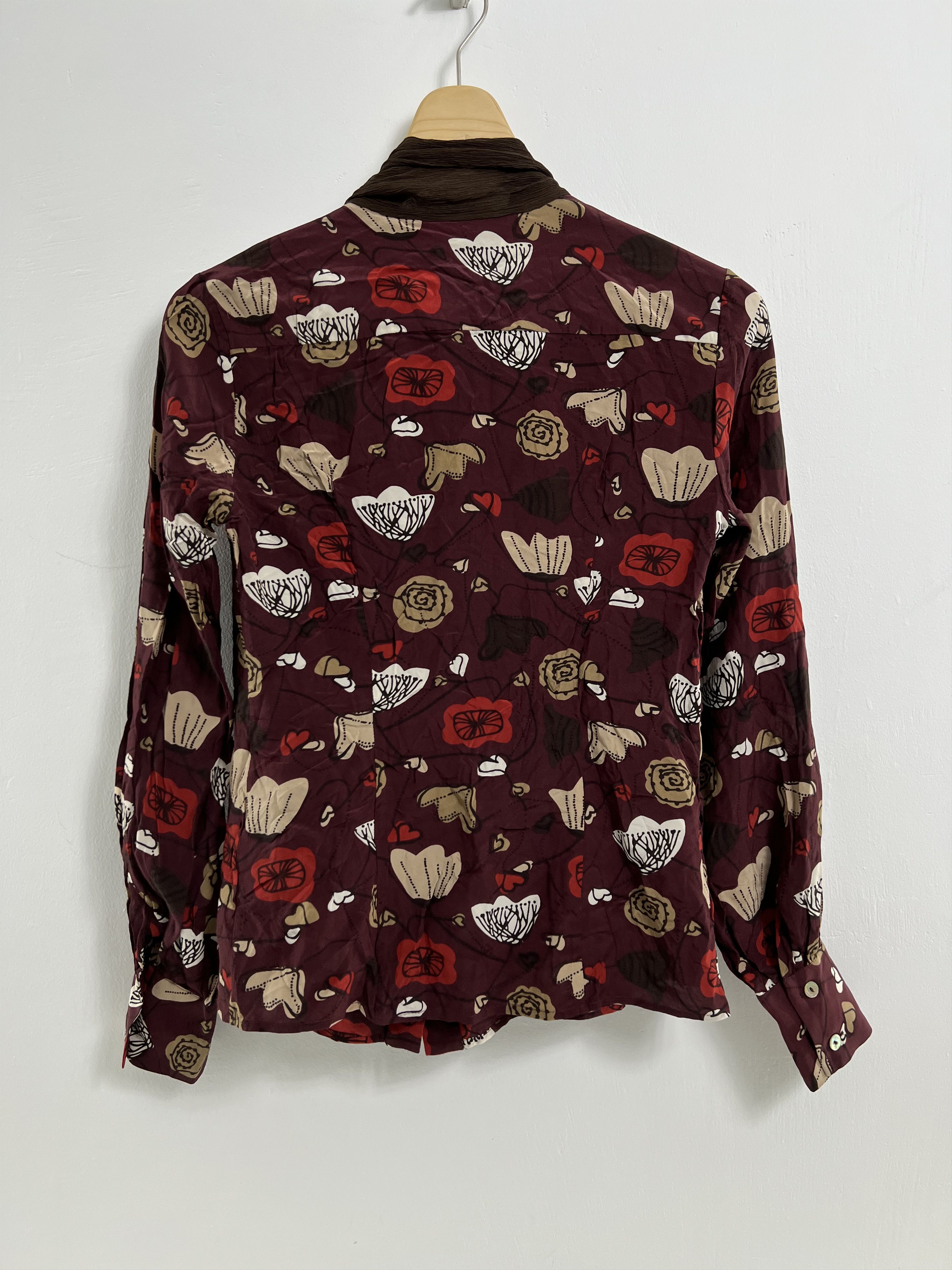 Salvatore Ferragamo Vtg Salvatore Ferragamo Scarfneck Silk Shirt (36) GTMPT127 Size XS / US 0-2 / IT 36-38 - 7 Thumbnail