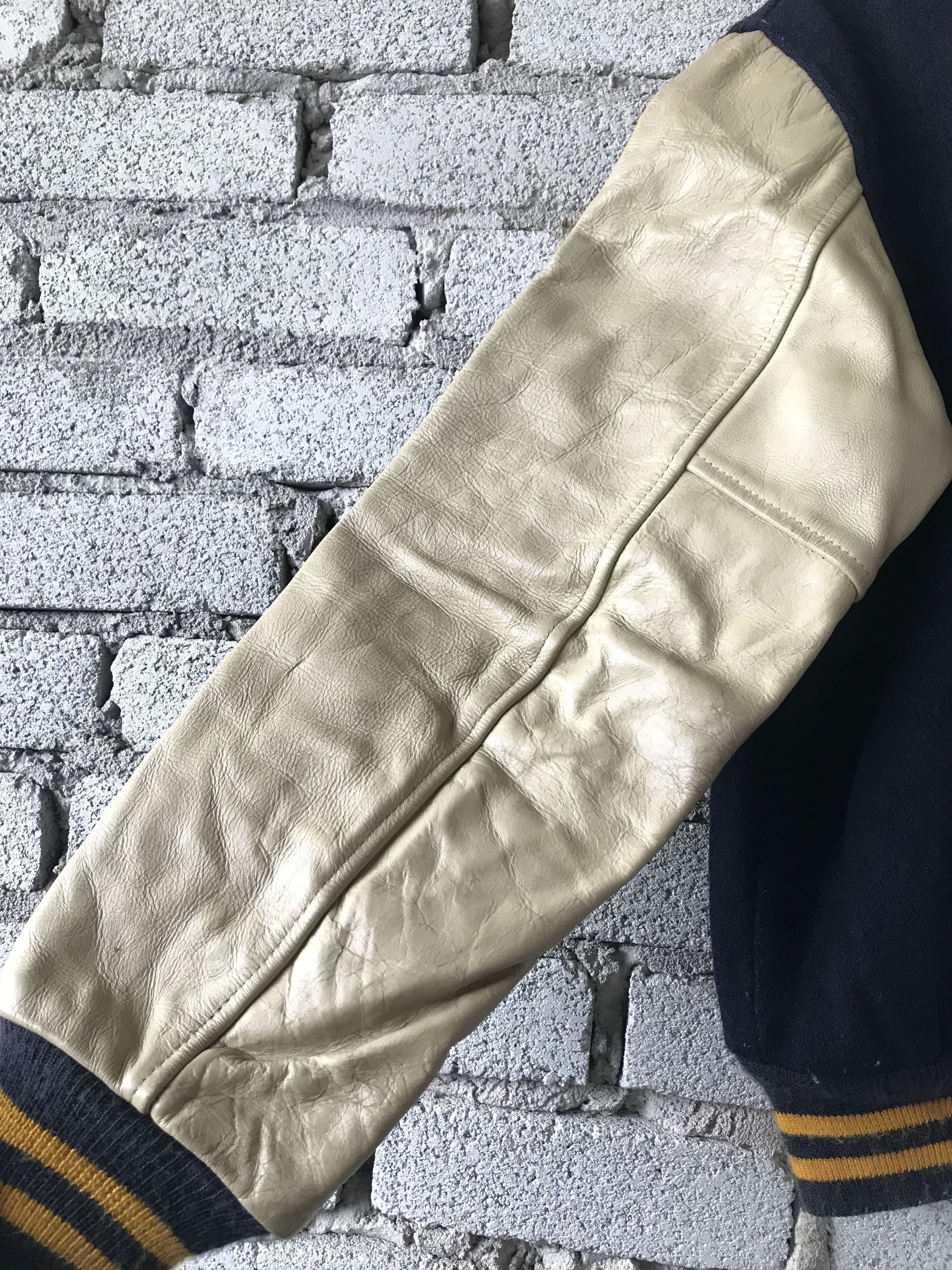 Other Vintage Golden Thread Varsity Jacket Cowhide Leather Sleeves Size US M / EU 48-50 / 2 - 7 Thumbnail