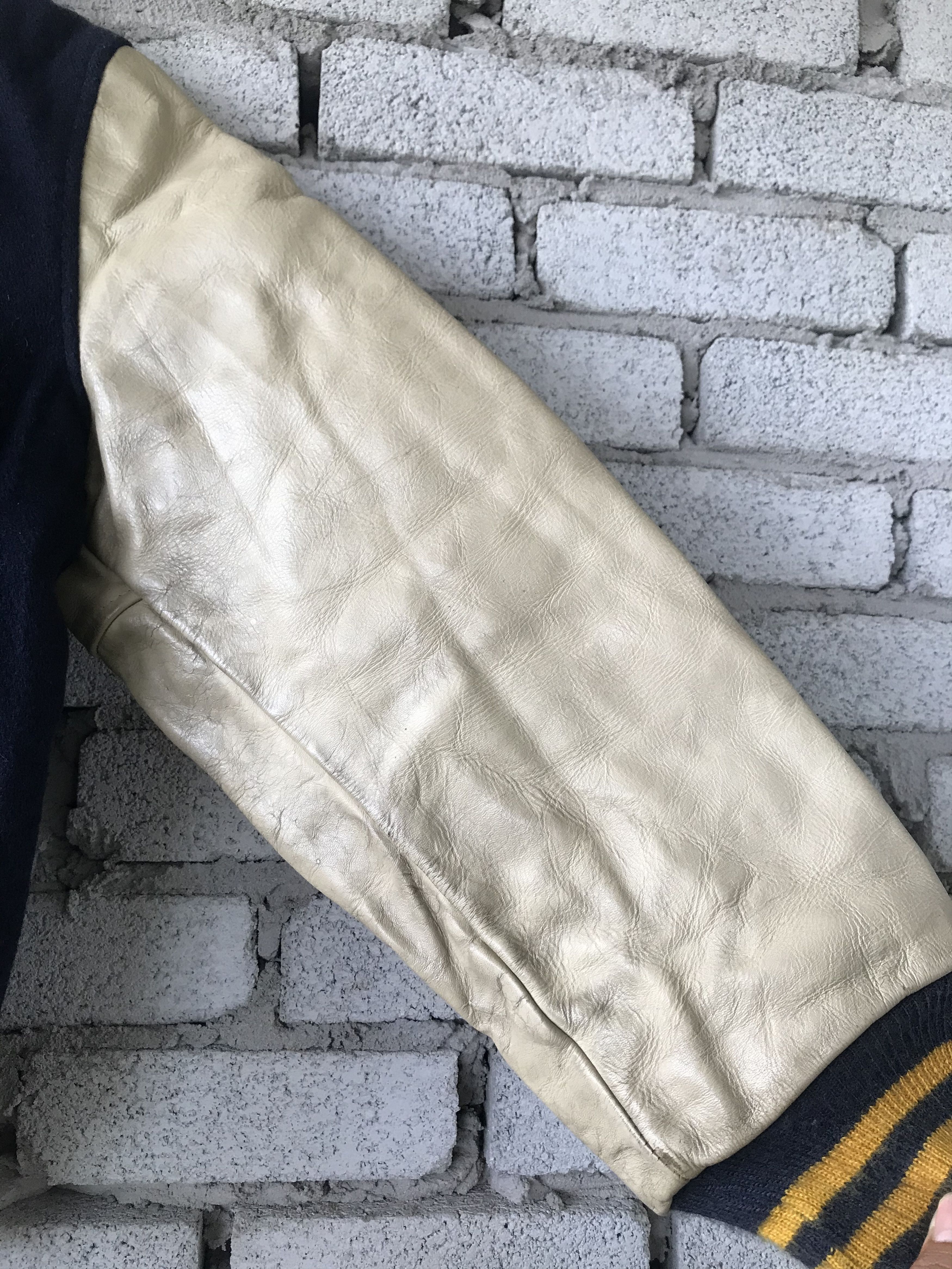 Other Vintage Golden Thread Varsity Jacket Cowhide Leather Sleeves Size US M / EU 48-50 / 2 - 6 Thumbnail