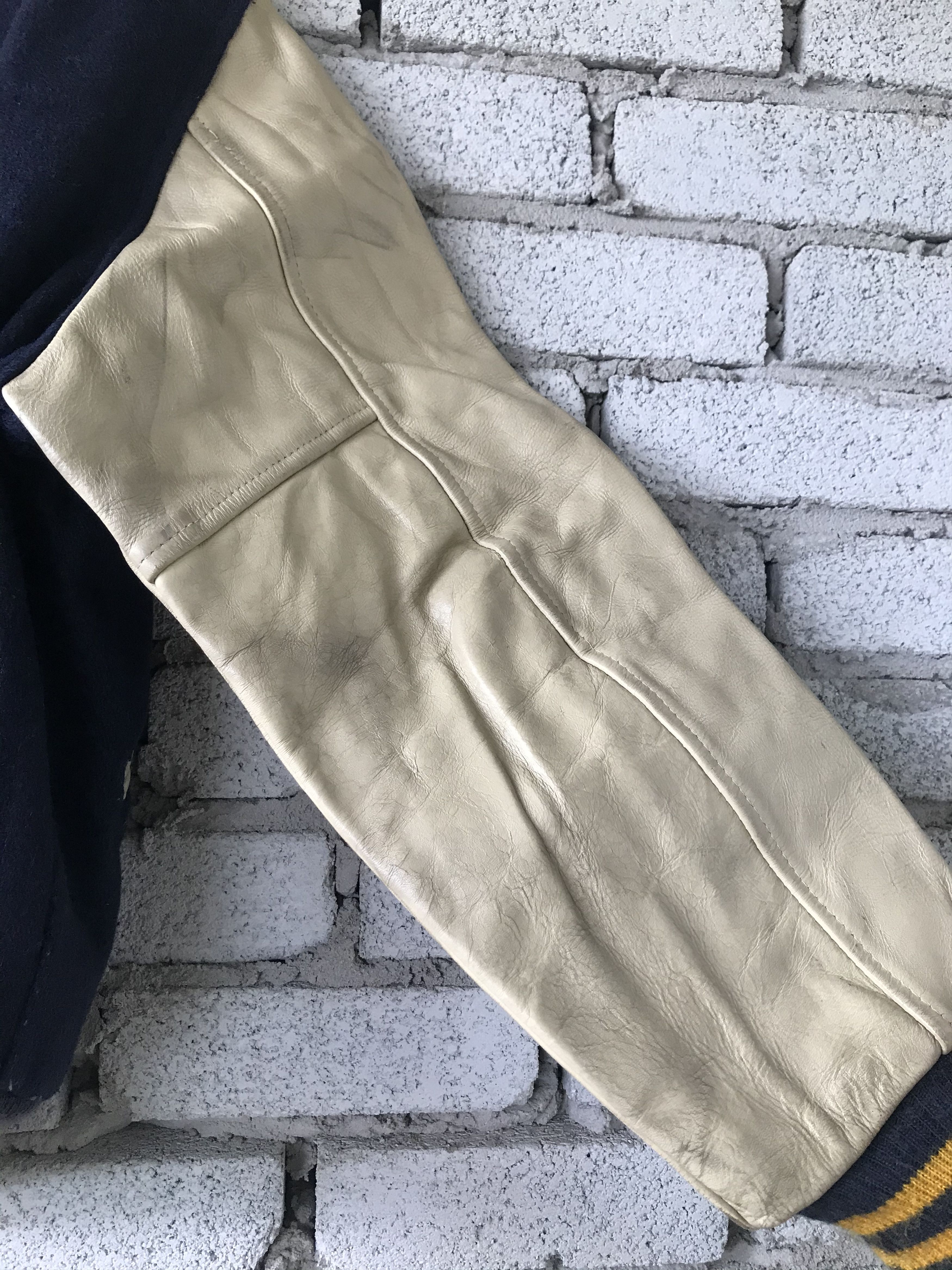 Other Vintage Golden Thread Varsity Jacket Cowhide Leather Sleeves Size US M / EU 48-50 / 2 - 8 Thumbnail