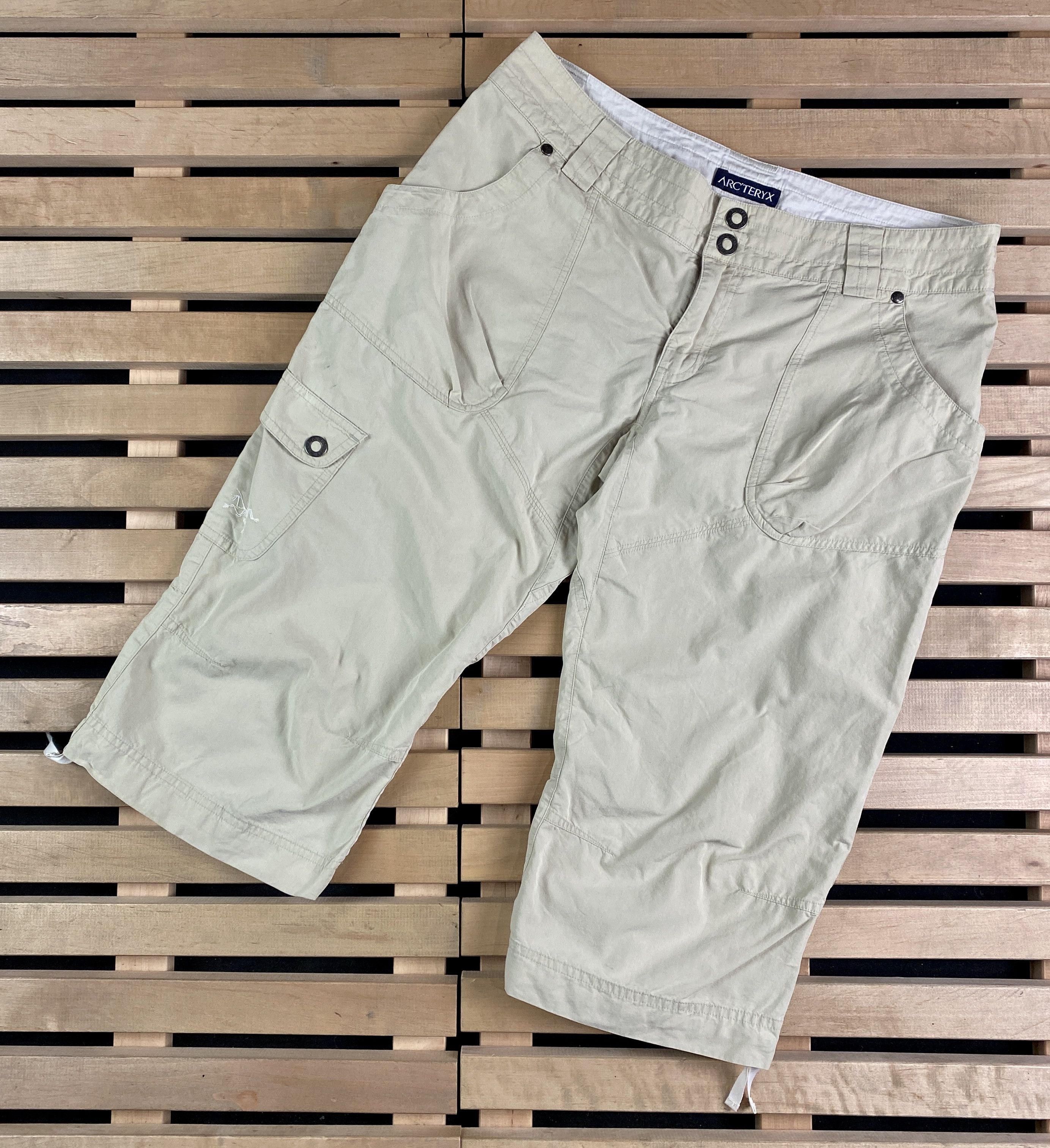 Arc'teryx Womens Shorts Bridge Arcteryx Size 10 Size 28" / US 6 / IT 42 - 1 Thumbnail