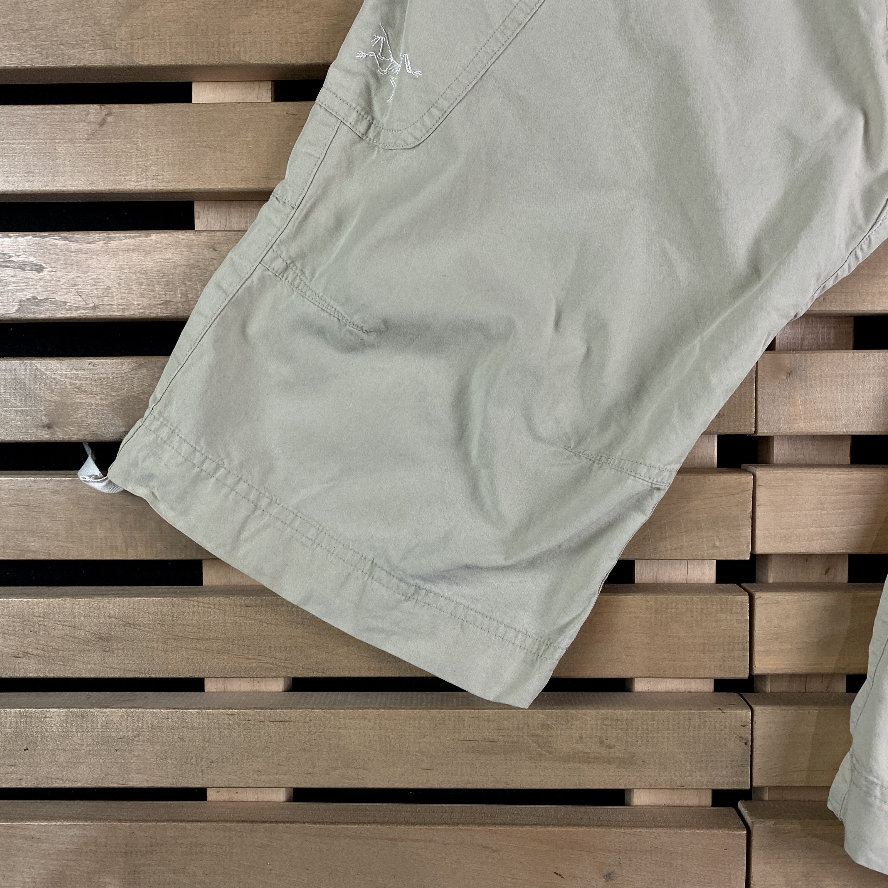 Arc'teryx Womens Shorts Bridge Arcteryx Size 10 Size 28" / US 6 / IT 42 - 3 Thumbnail