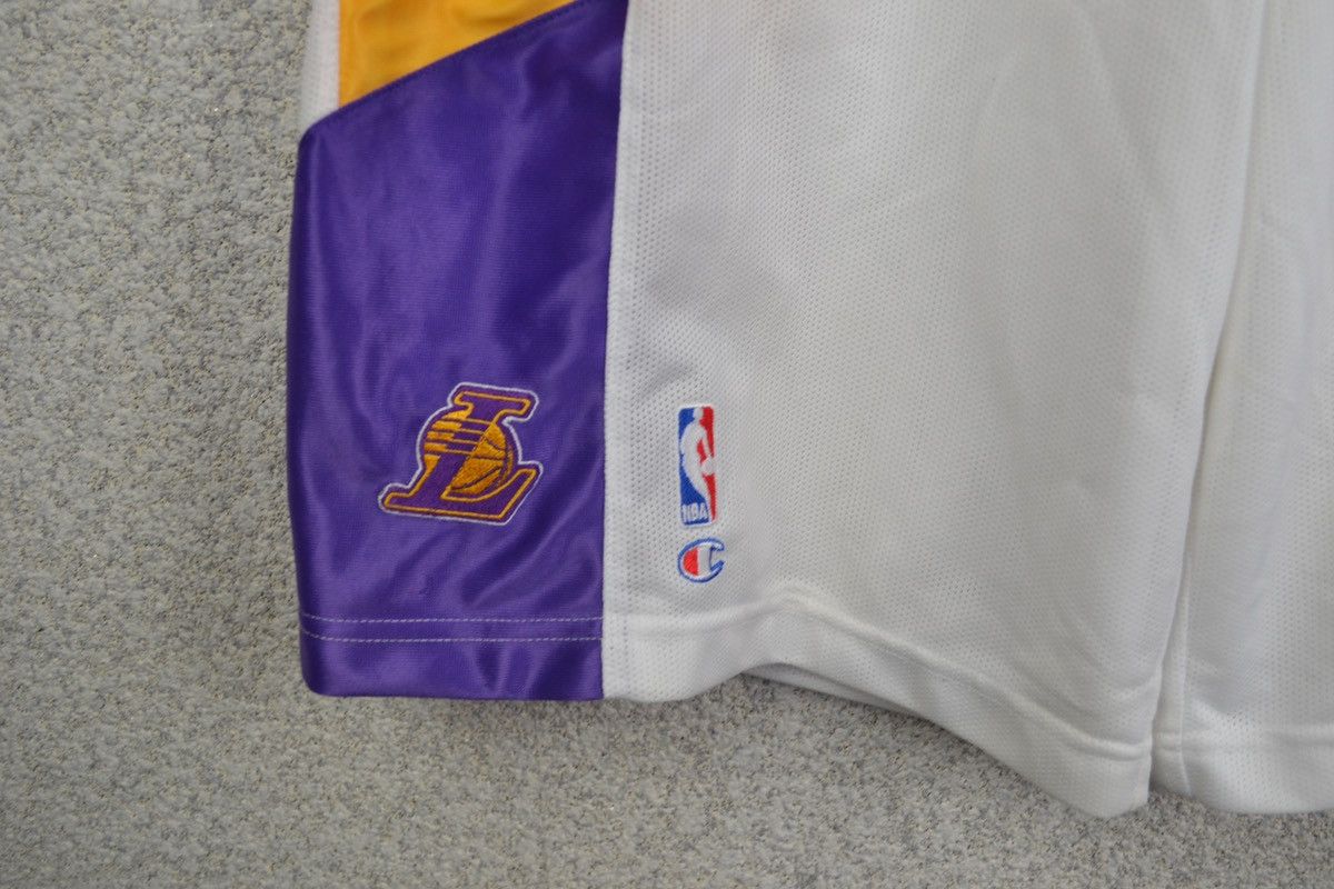Champion Vintage LA LOS Angeles Lakers shorts champion NBA basketball Size US 32 / EU 48 - 3 Thumbnail