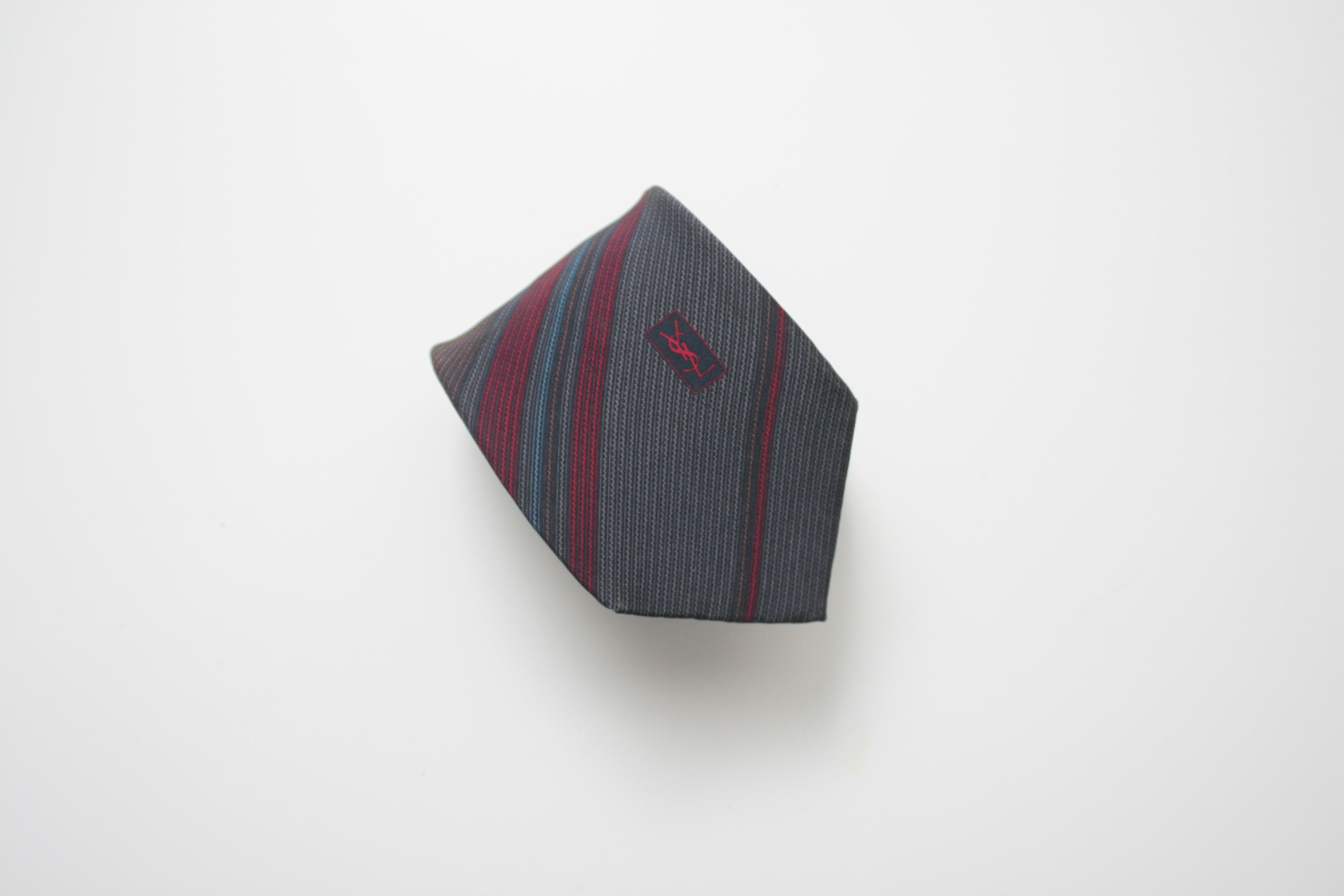Yves Saint Laurent Yves Saint Laurent Vintage Silk Tie Size ONE SIZE - 1 Thumbnail
