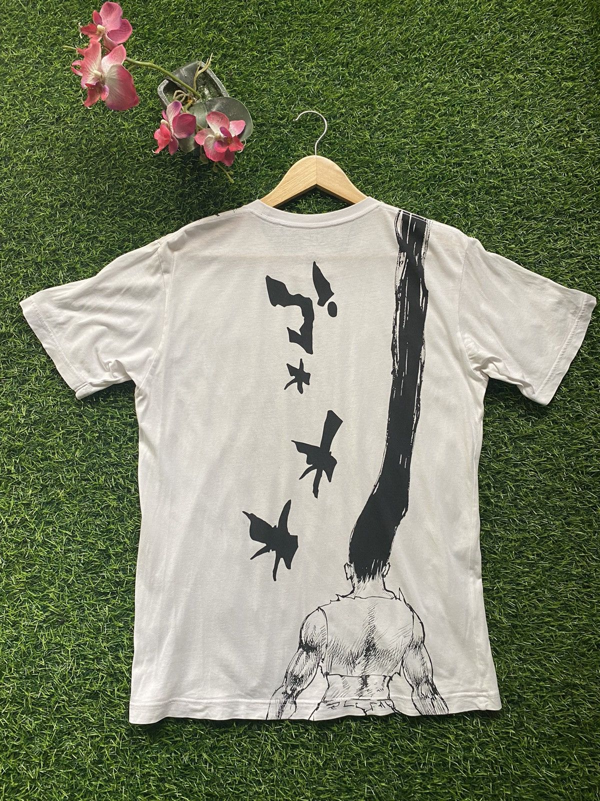 Japanese Brand × Uniqlo Uniqlo Anime Tee Size US M / EU 48-50 / 2 - 2 Thumbnail