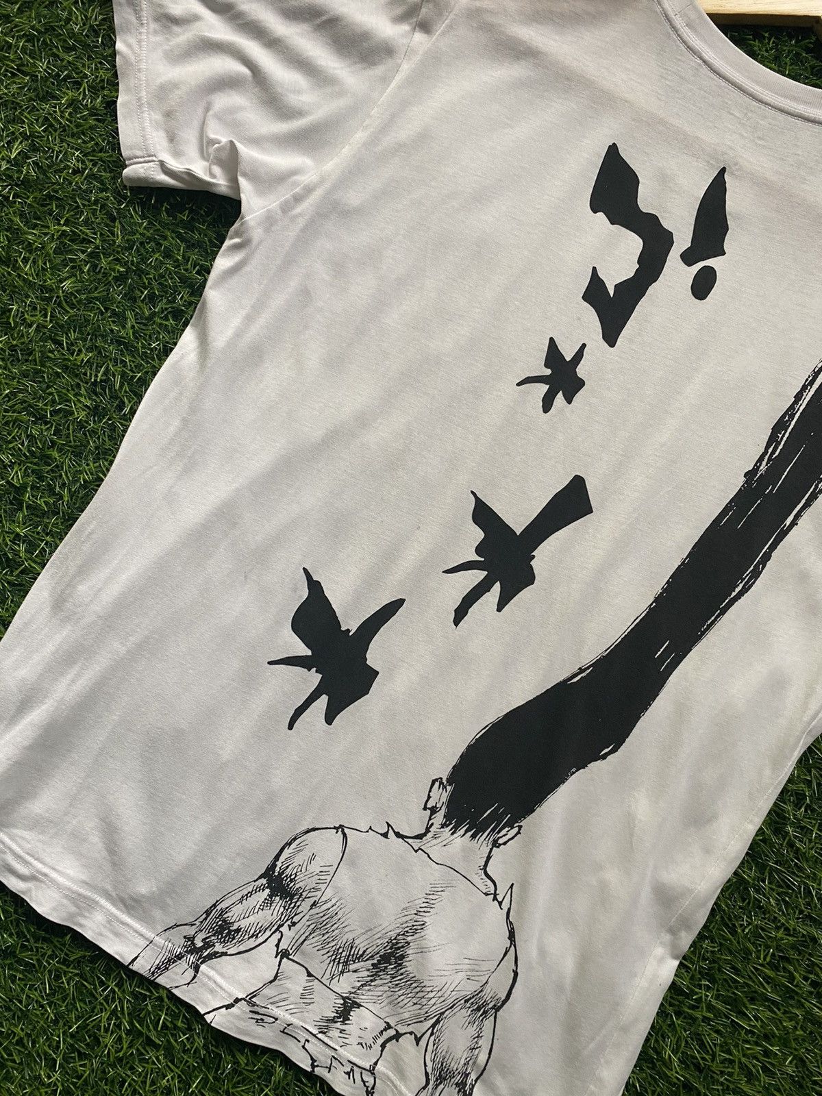 Japanese Brand × Uniqlo Uniqlo Anime Tee Size US M / EU 48-50 / 2 - 3 Thumbnail